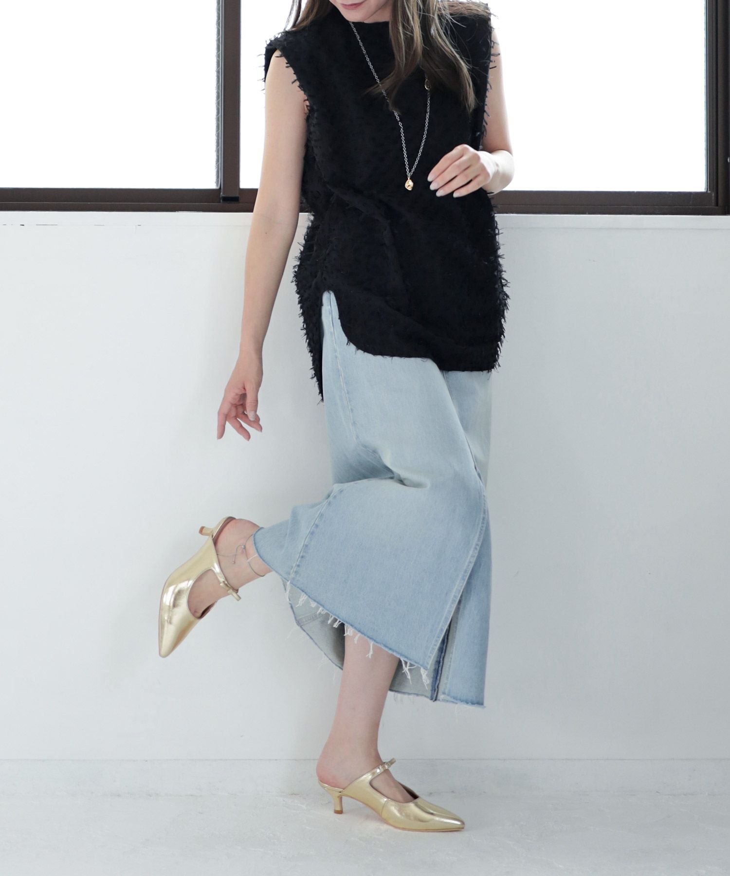 サテンリボンポインテッドトゥミュールサンダル