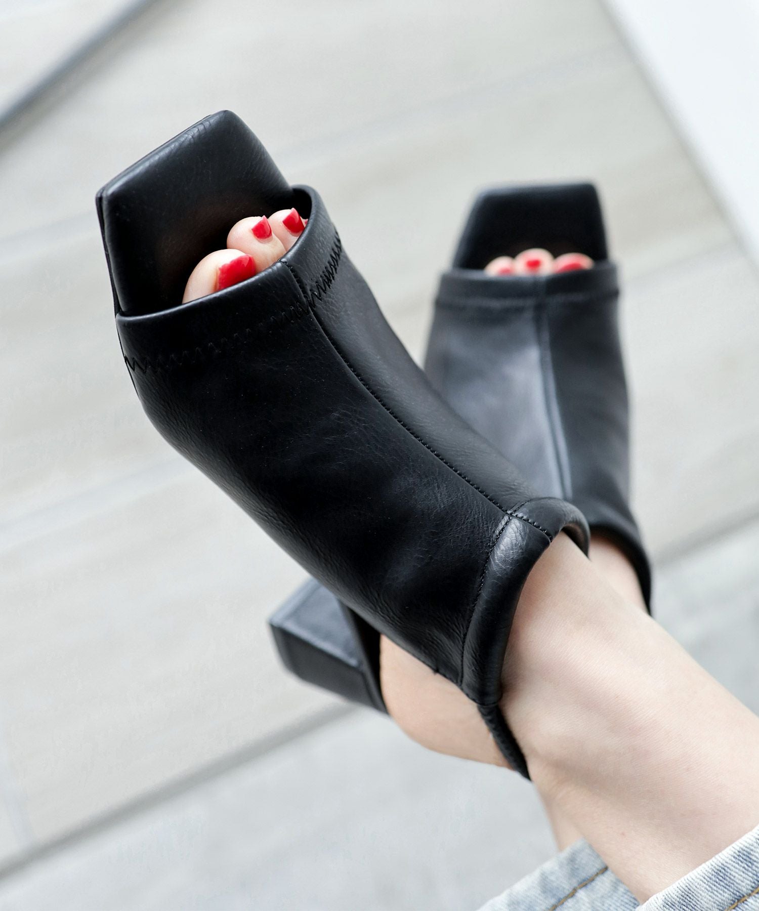 ゴムストラップサボサンダル 一部3月末頃入荷予定