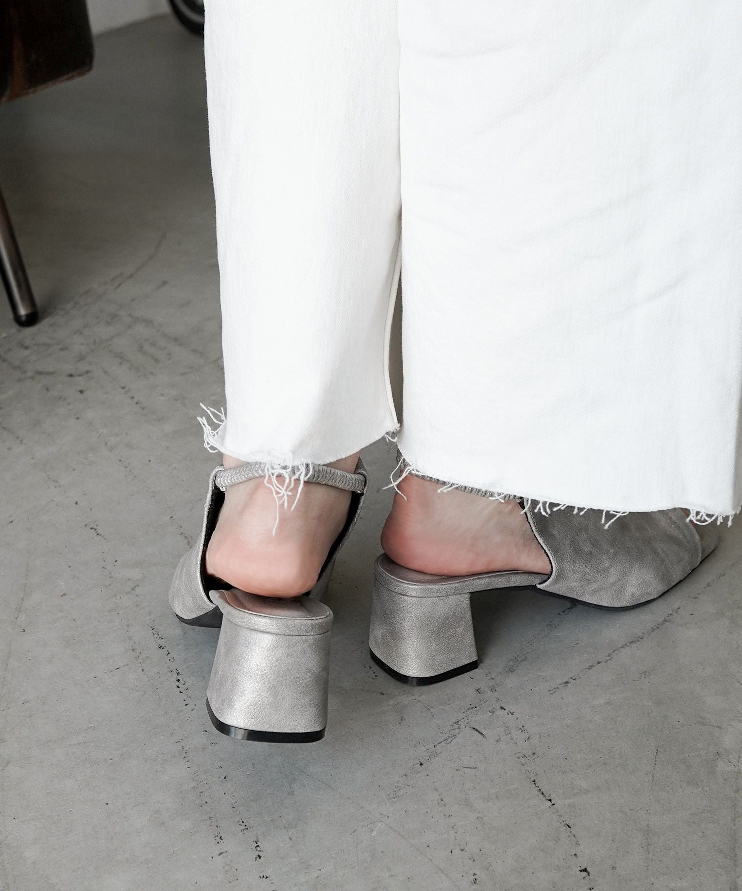 ゴムストラップサボサンダル 一部3月末頃入荷予定