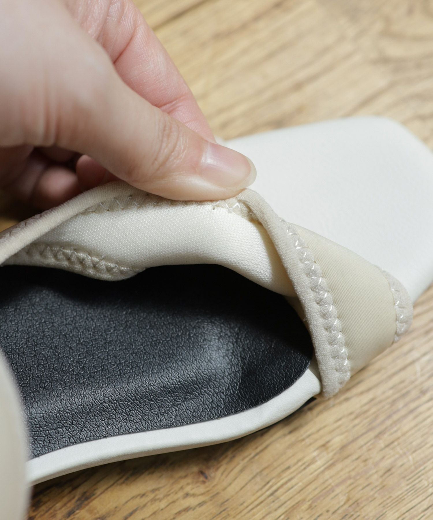 ストレッチフィットサンダル