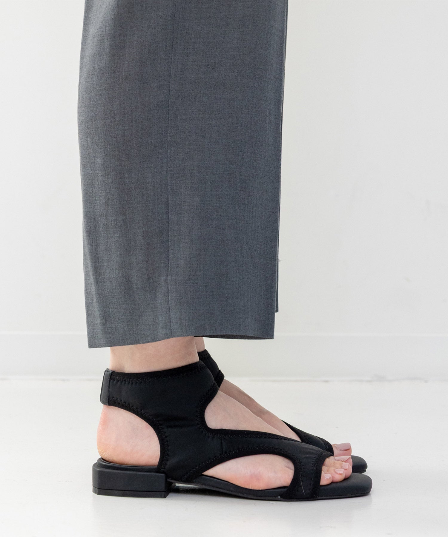 ストレッチフィットサンダル ▲返品不可