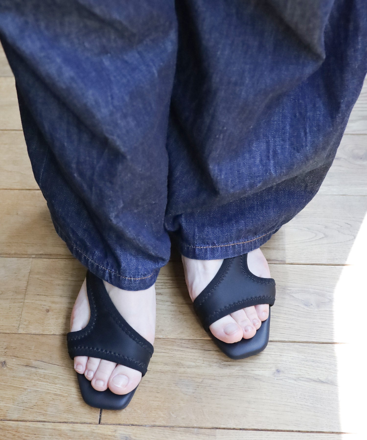 ストレッチフィットサンダル ▲返品不可