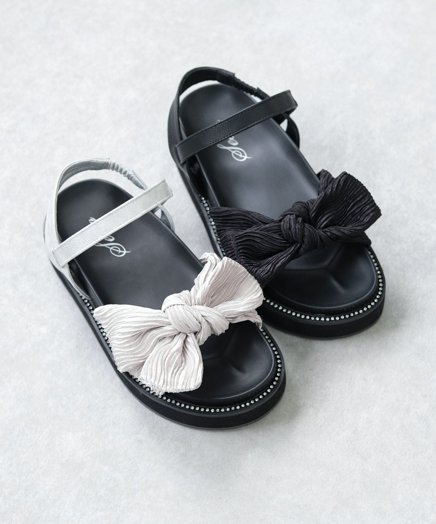 プリーツリボンフットベッドサンダル▲返品不可