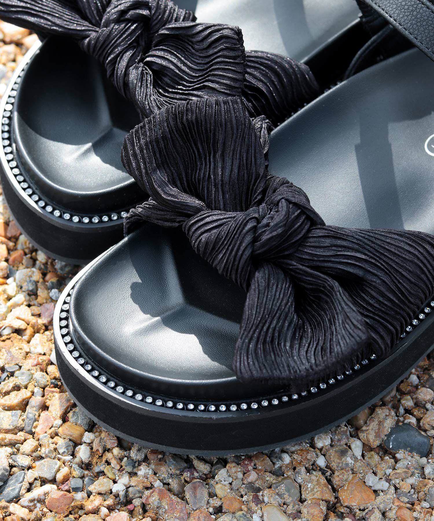 プリーツリボンフットベッドサンダル▲返品不可