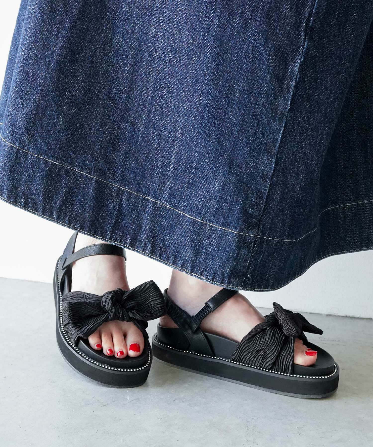 プリーツリボンフットベッドサンダル▲返品不可