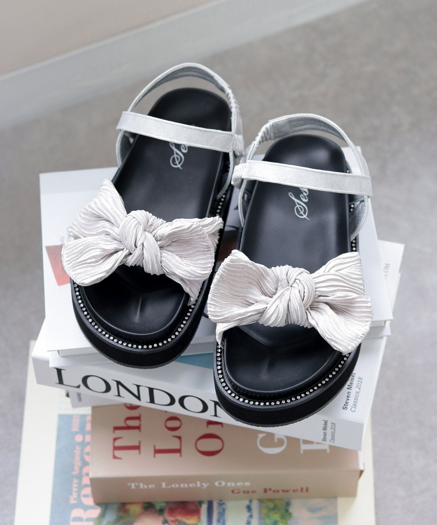 プリーツリボンフットベッドサンダル▲返品不可