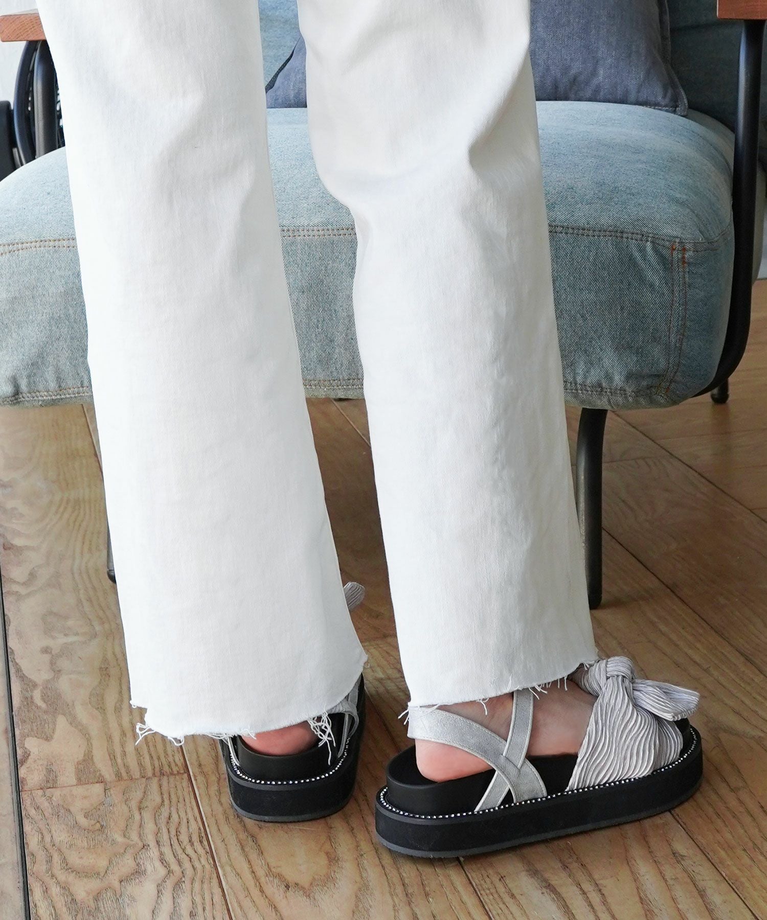 プリーツリボンフットベッドサンダル▲返品不可