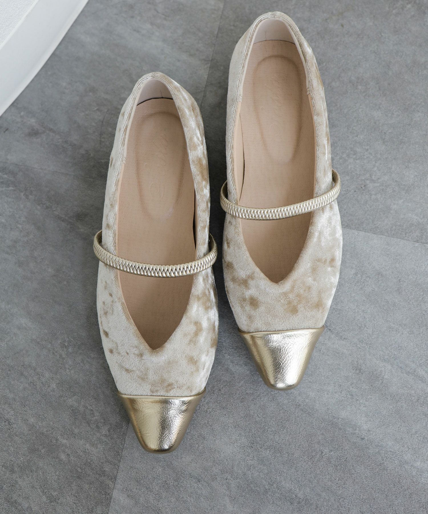 シャイニーベロアメリージェーンパンプス▲返品不可