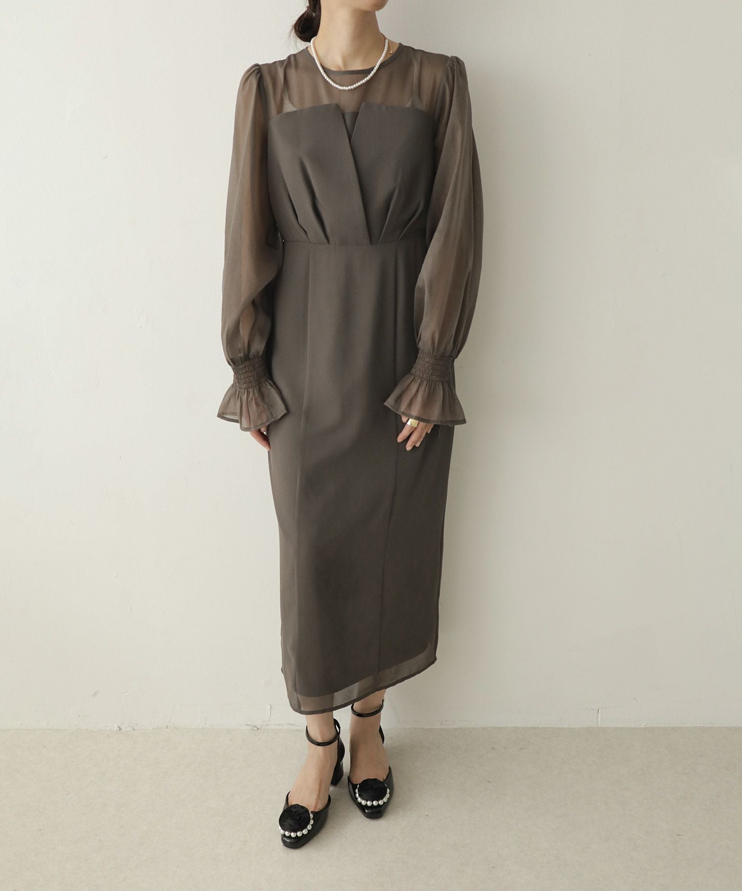 パールローズストラップパンプス