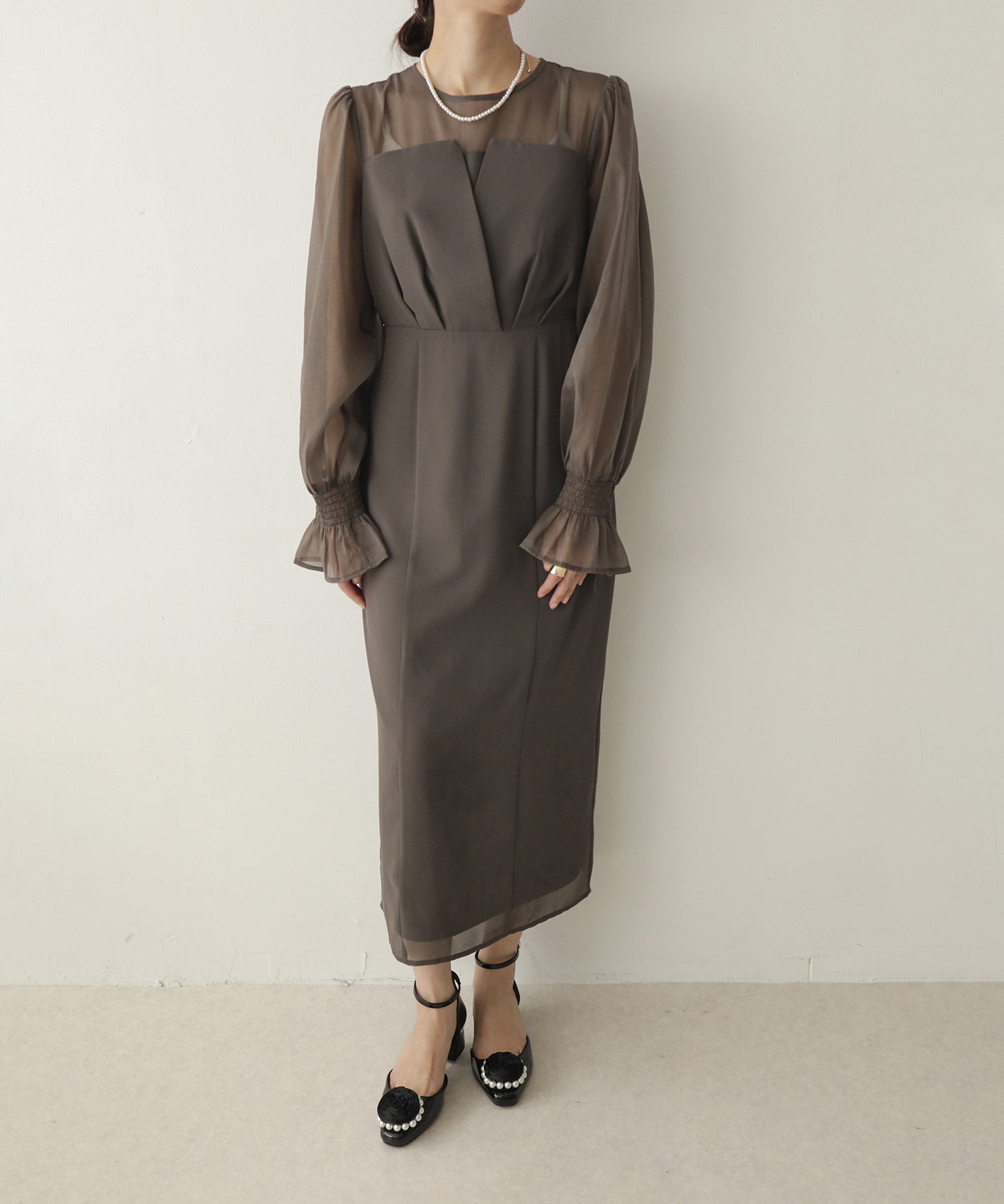 パールローズストラップパンプス