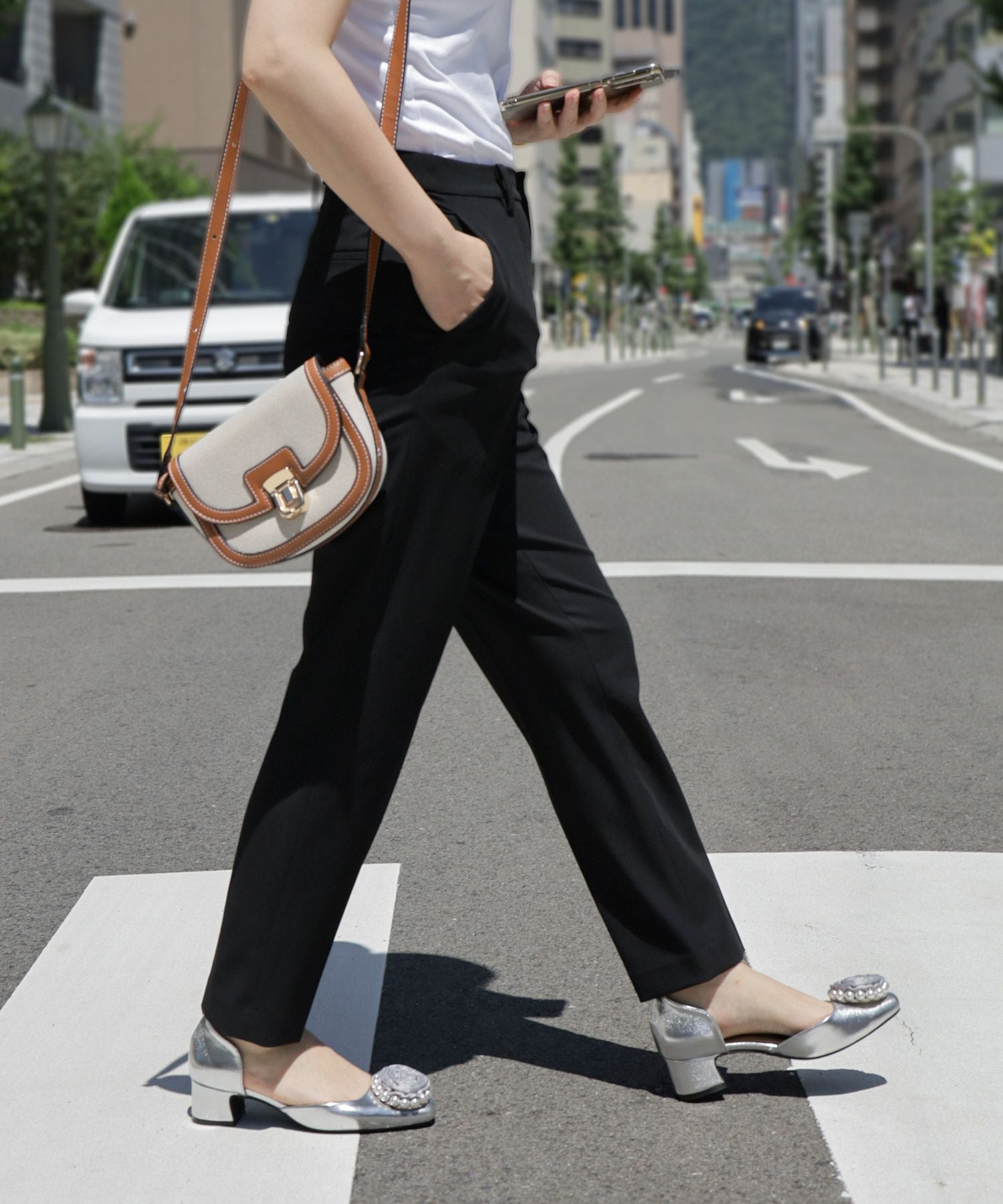 パールローズストラップパンプス