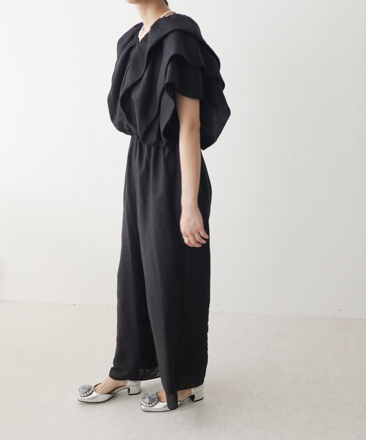 パールローズストラップパンプス ▲返品不可
