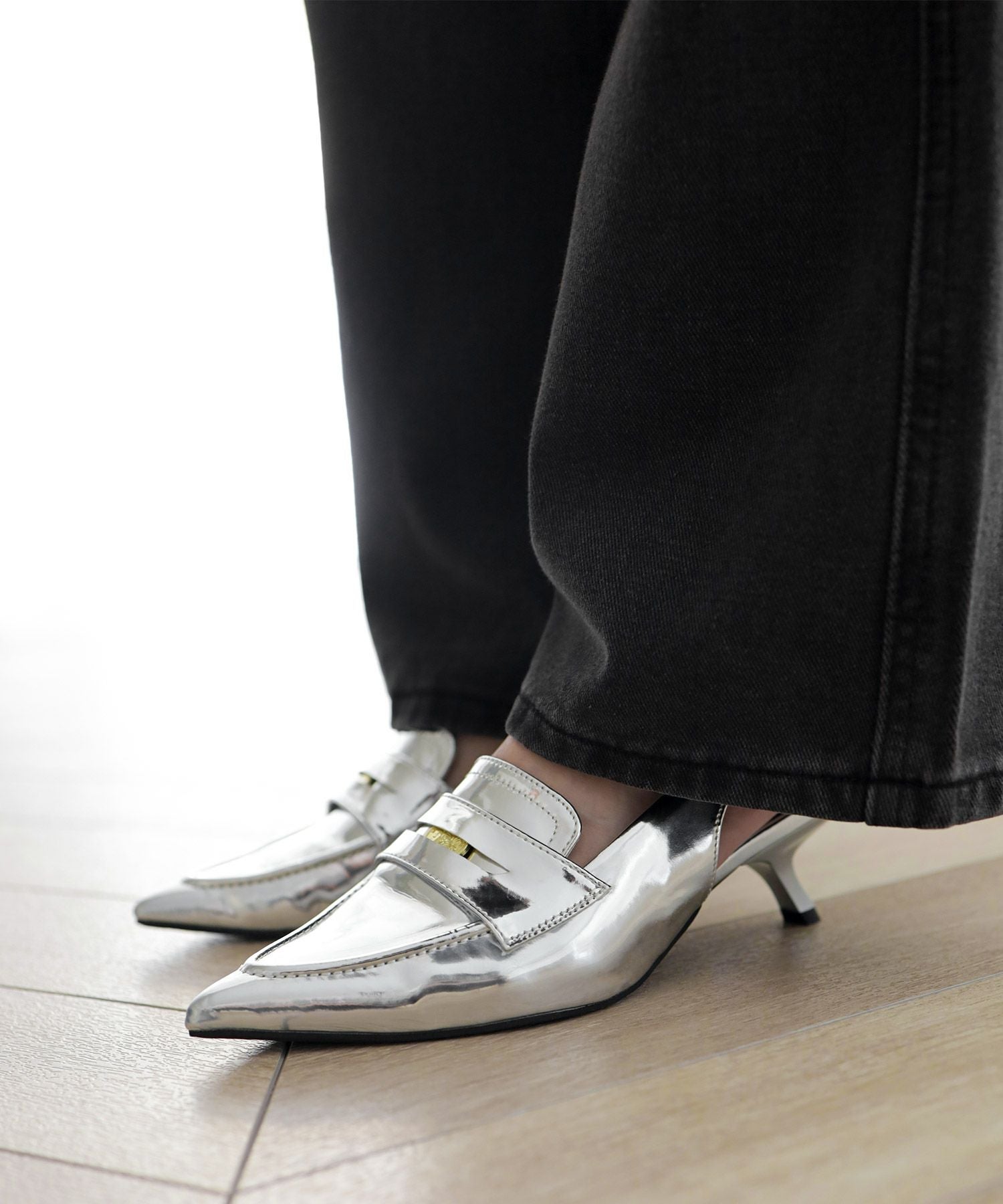 カーブヒールコインローファースリングバックパンプス▲返品不可