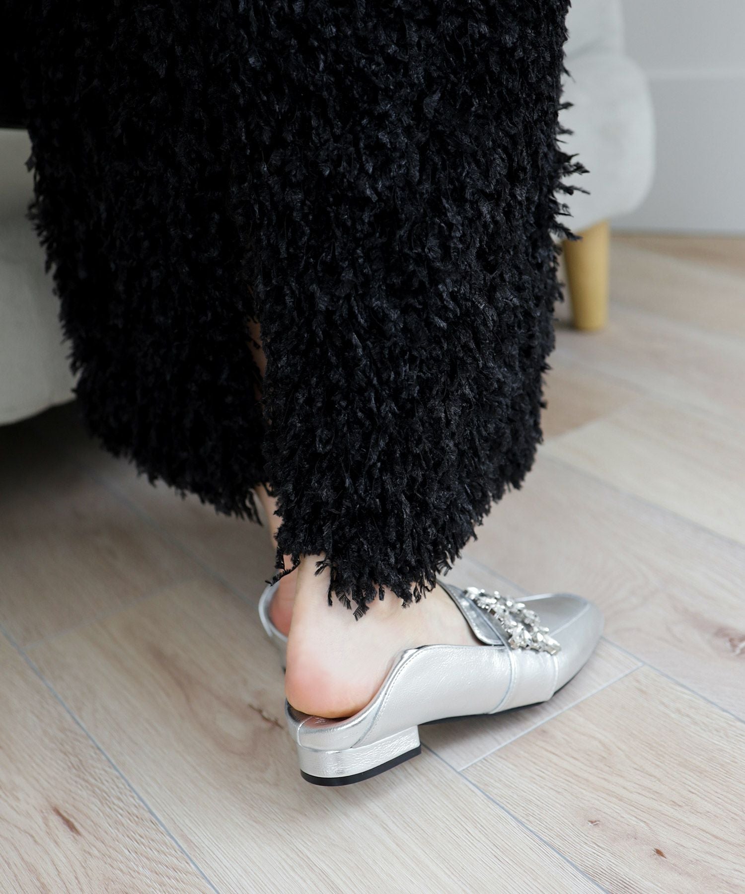 かかとが踏めるビジューモチーフローファー▲返品不可