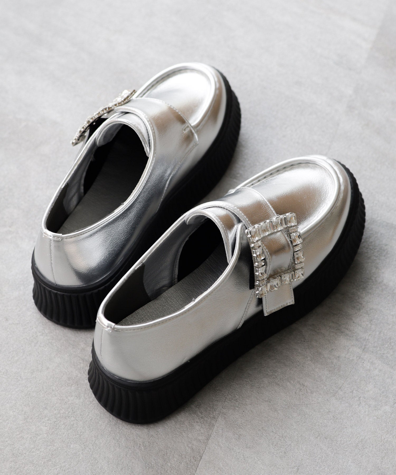 ビジューモチーフ厚底スリッポンローファー▲返品不可