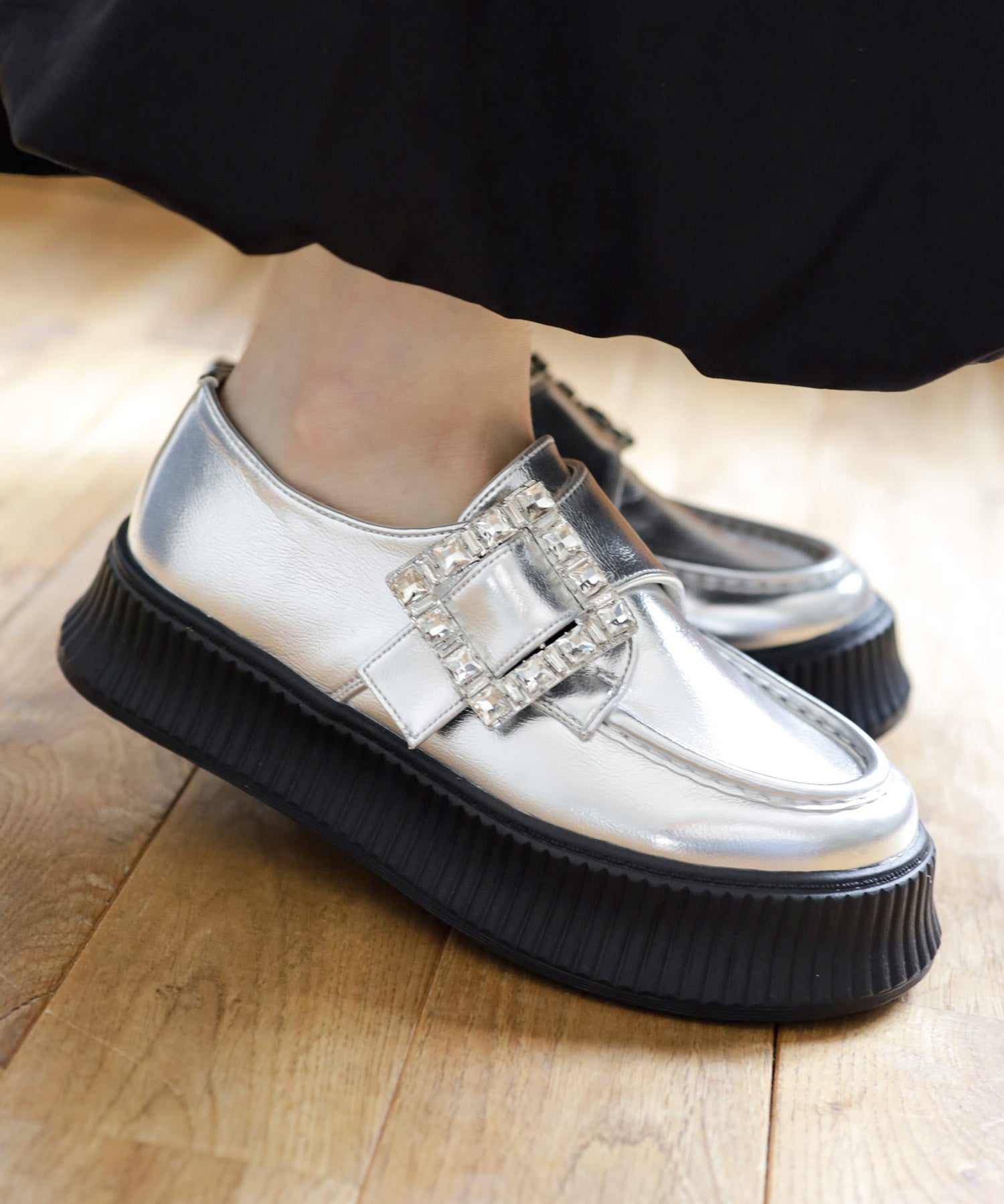 ビジューモチーフ厚底スリッポンローファー▲返品不可