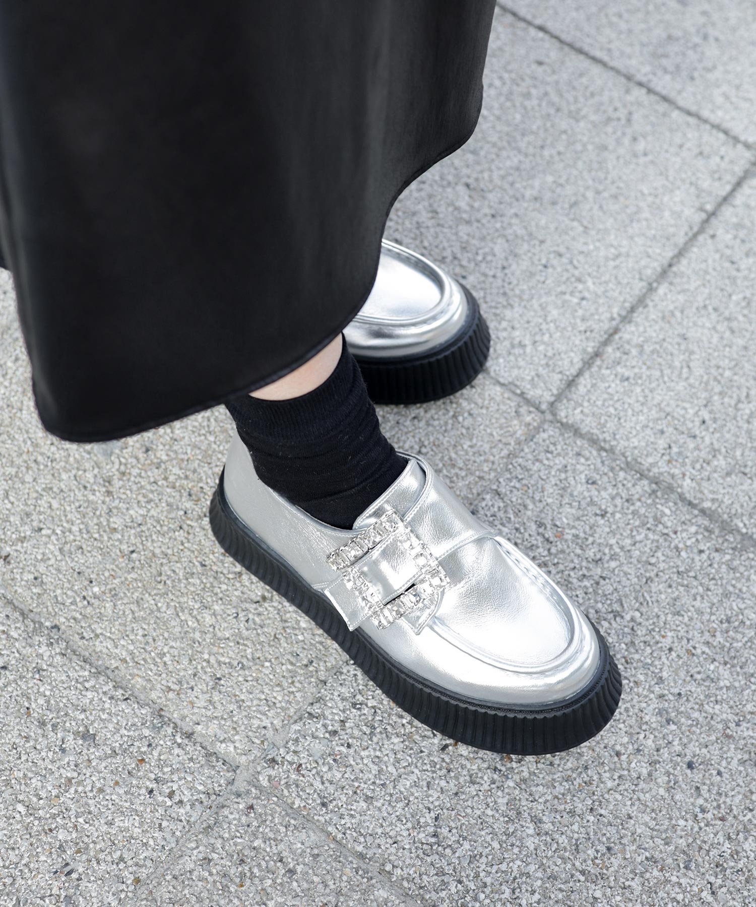 ビジューモチーフ厚底スリッポンローファー▲返品不可