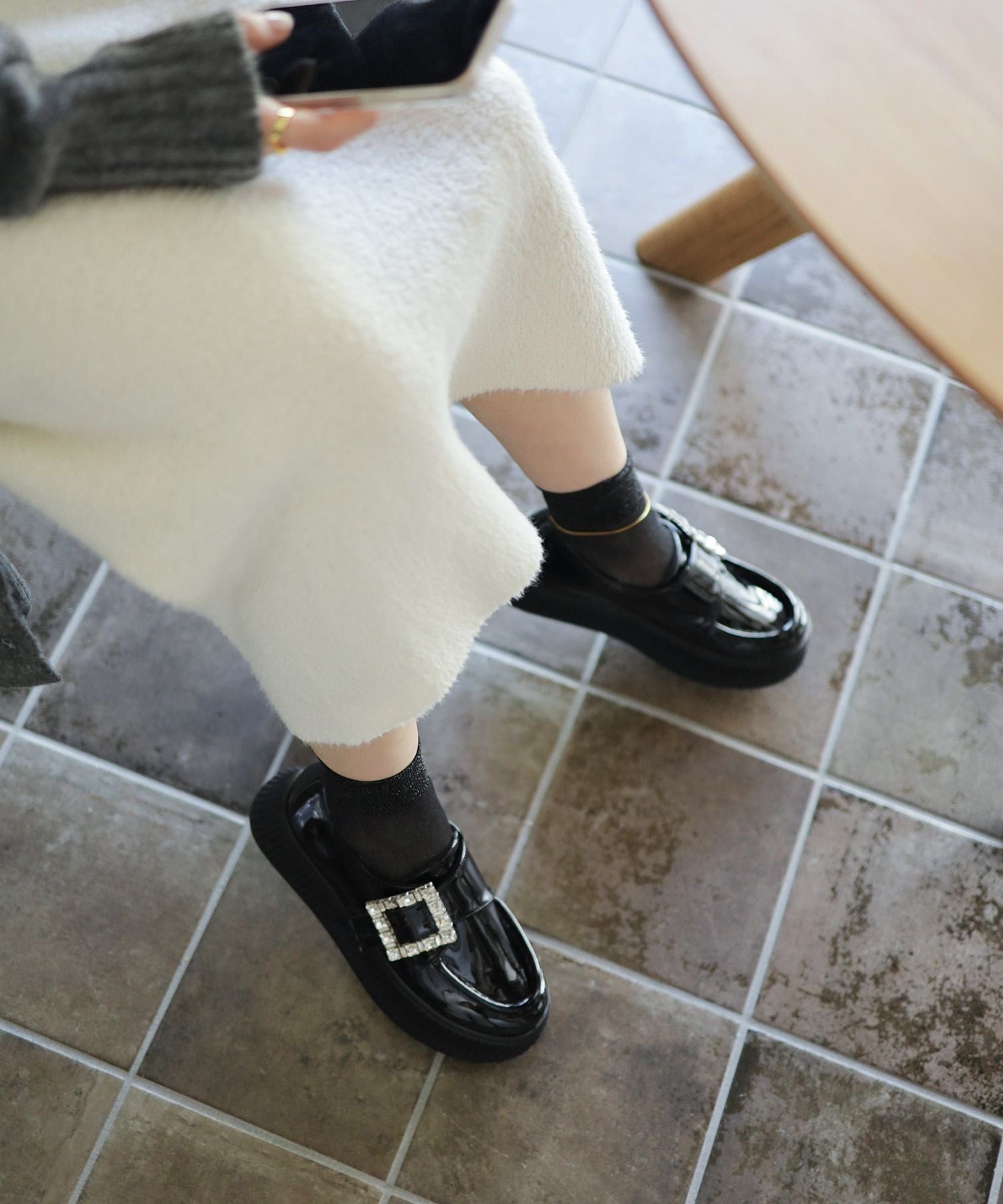 ビジューモチーフ厚底スリッポンローファー▲返品不可