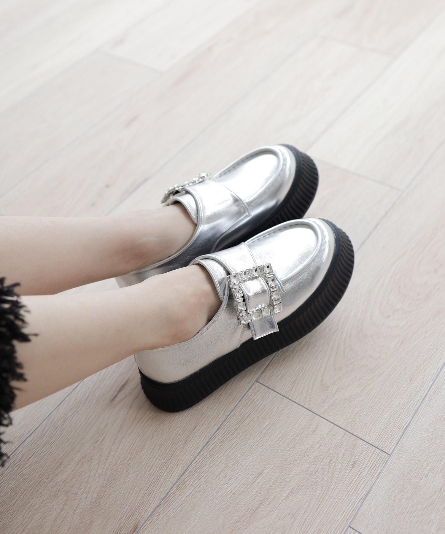 ビジューモチーフ厚底スリッポンローファー▲返品不可