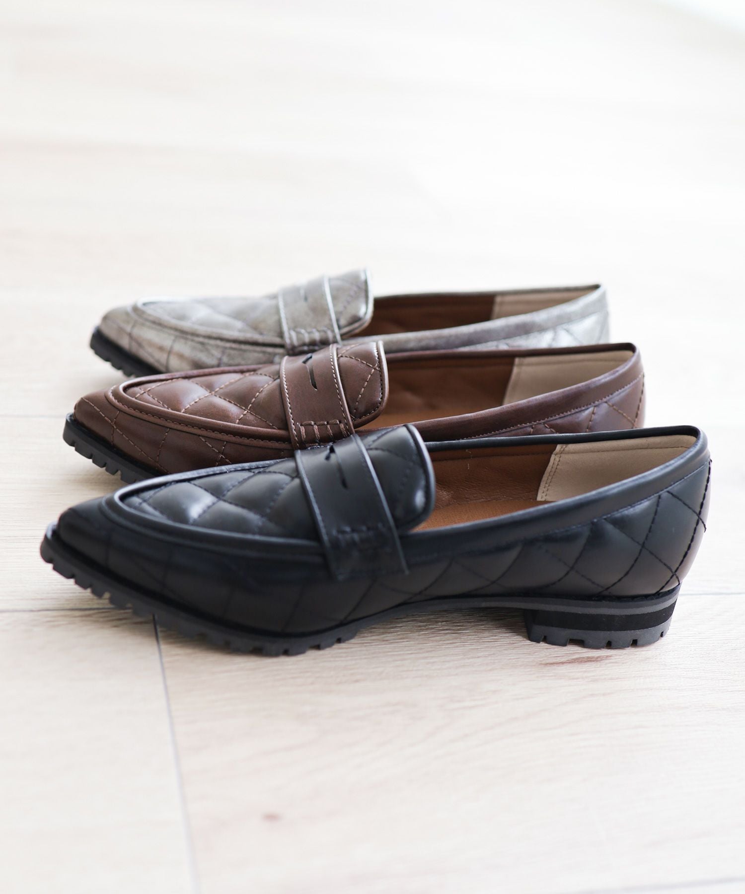 軽量厚底キルティングポインテッドトゥローファー▲返品不可