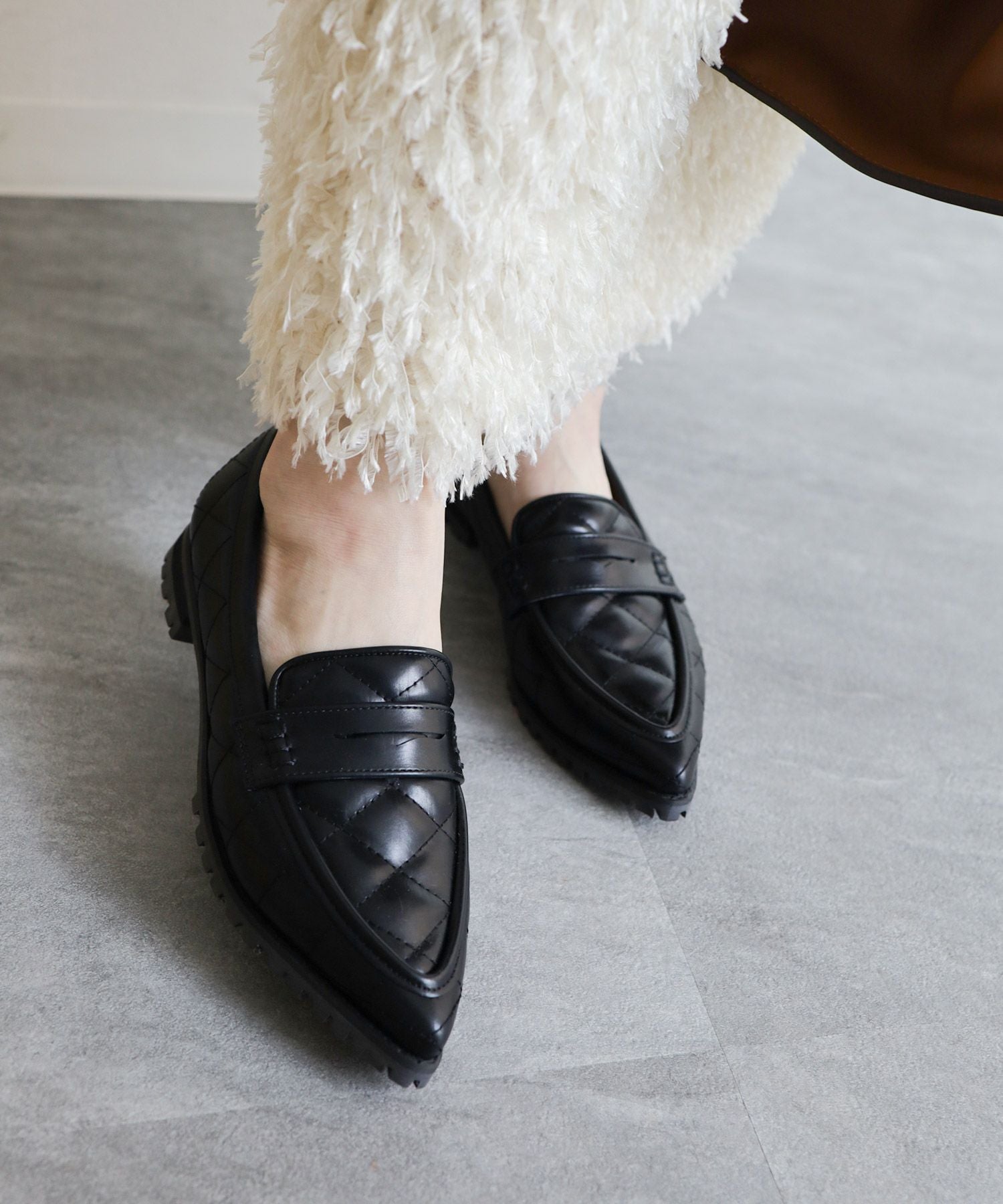 軽量厚底キルティングポインテッドトゥローファー△返品不可 | SESTO