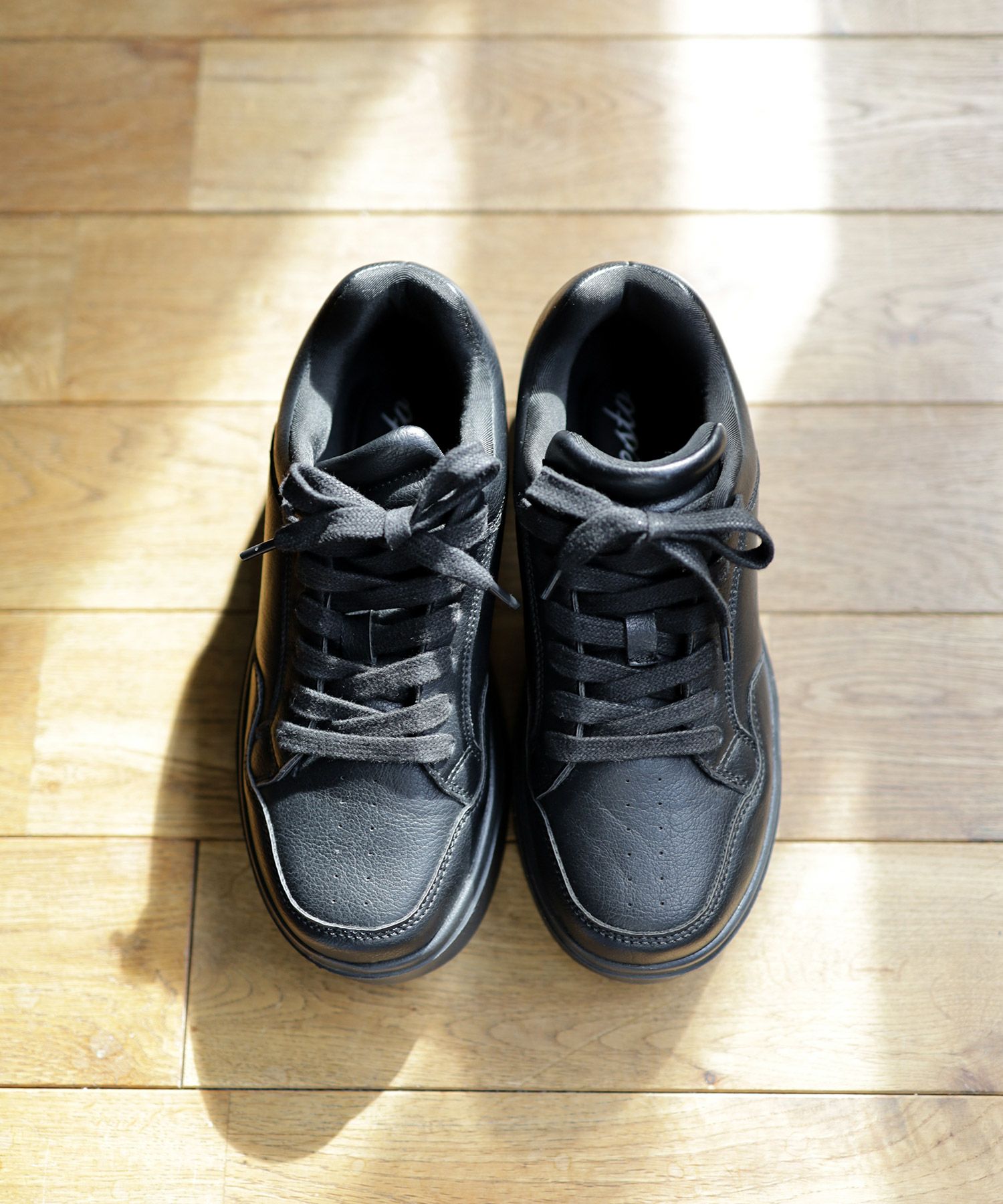 軽量厚底レースアップボリュームスニーカー ▲返品不可