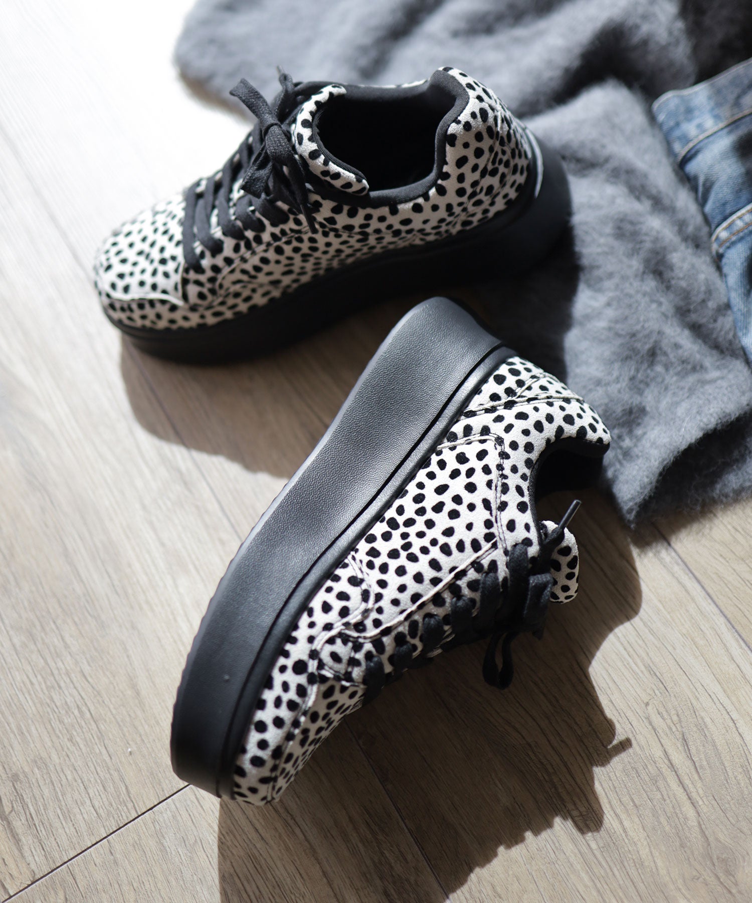 軽量厚底レースアップボリュームスニーカー ▲返品不可