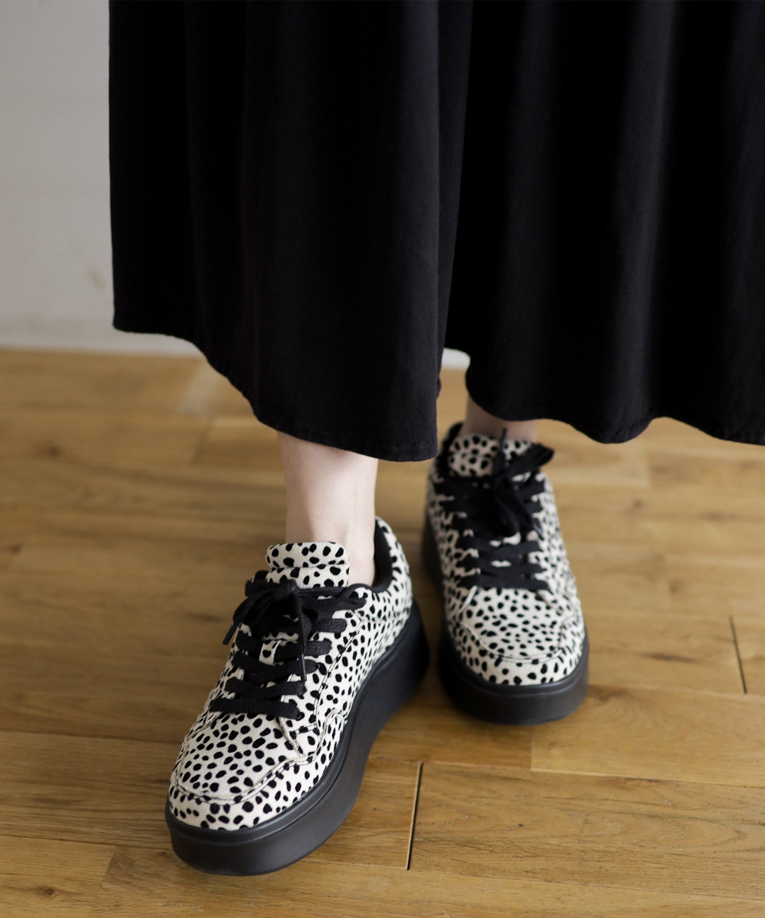 軽量厚底レースアップボリュームスニーカー ▲返品不可