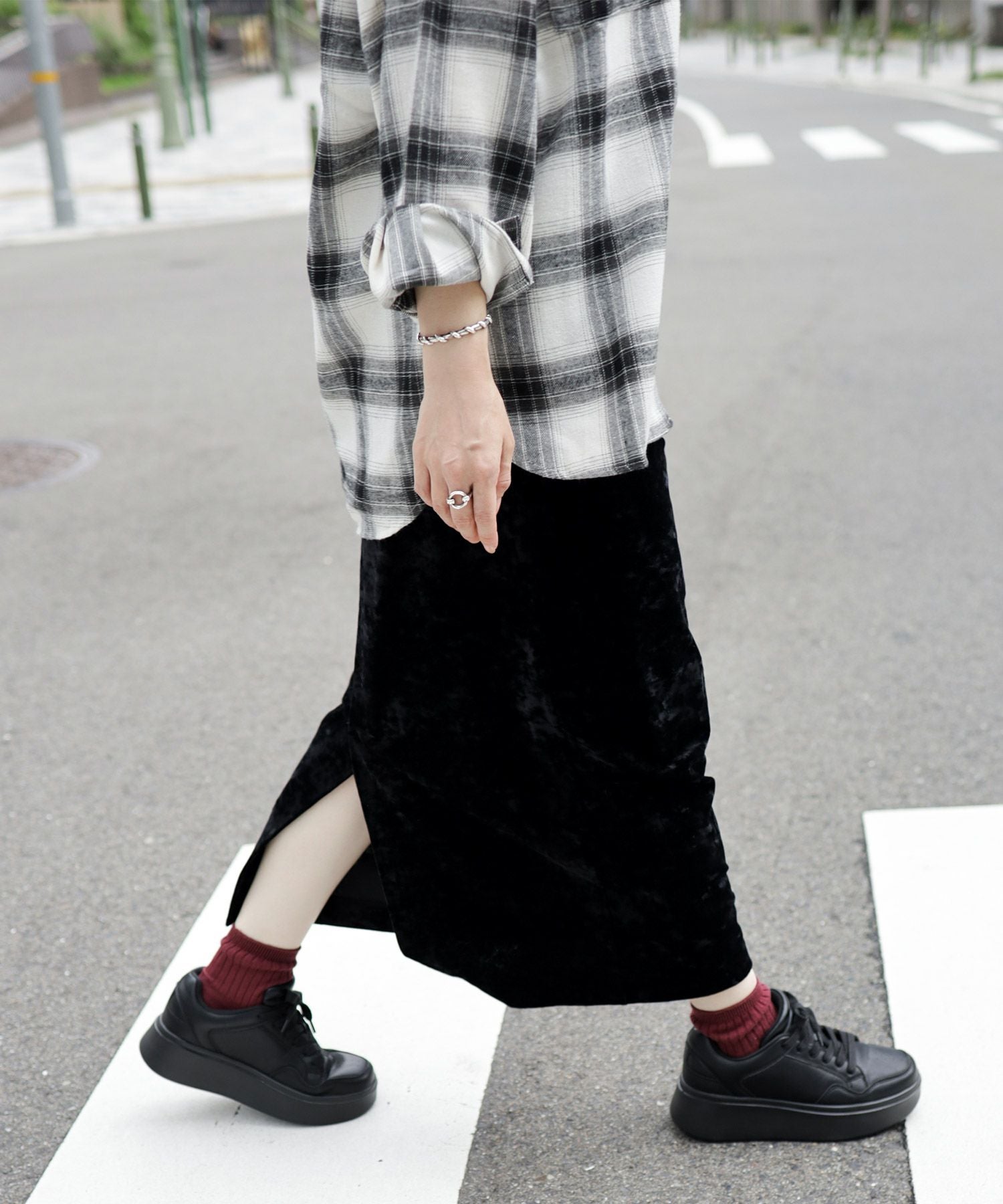 軽量厚底レースアップボリュームスニーカー ▲返品不可