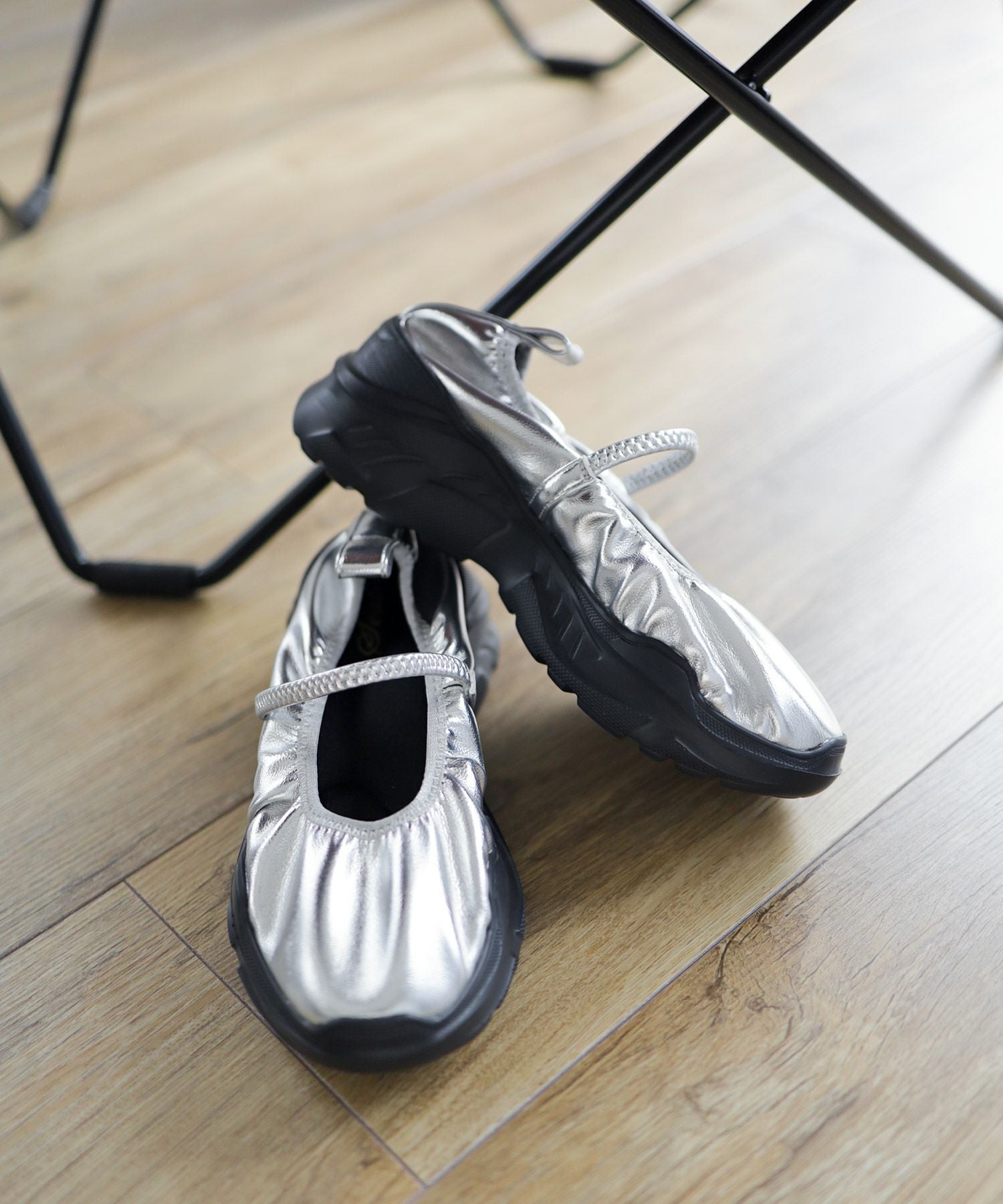 ゴムストラップマシュマロフィット厚底スニーカー▲返品不可