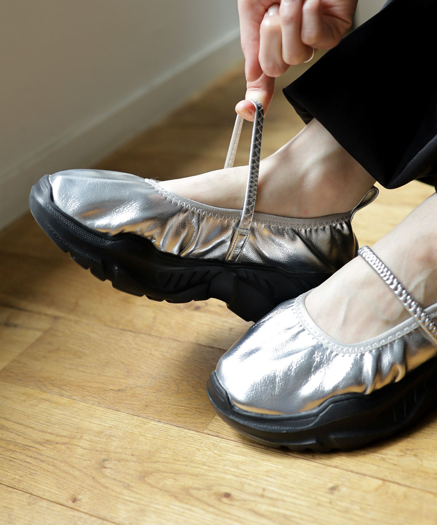 ゴムストラップマシュマロフィット厚底スニーカー▲返品不可