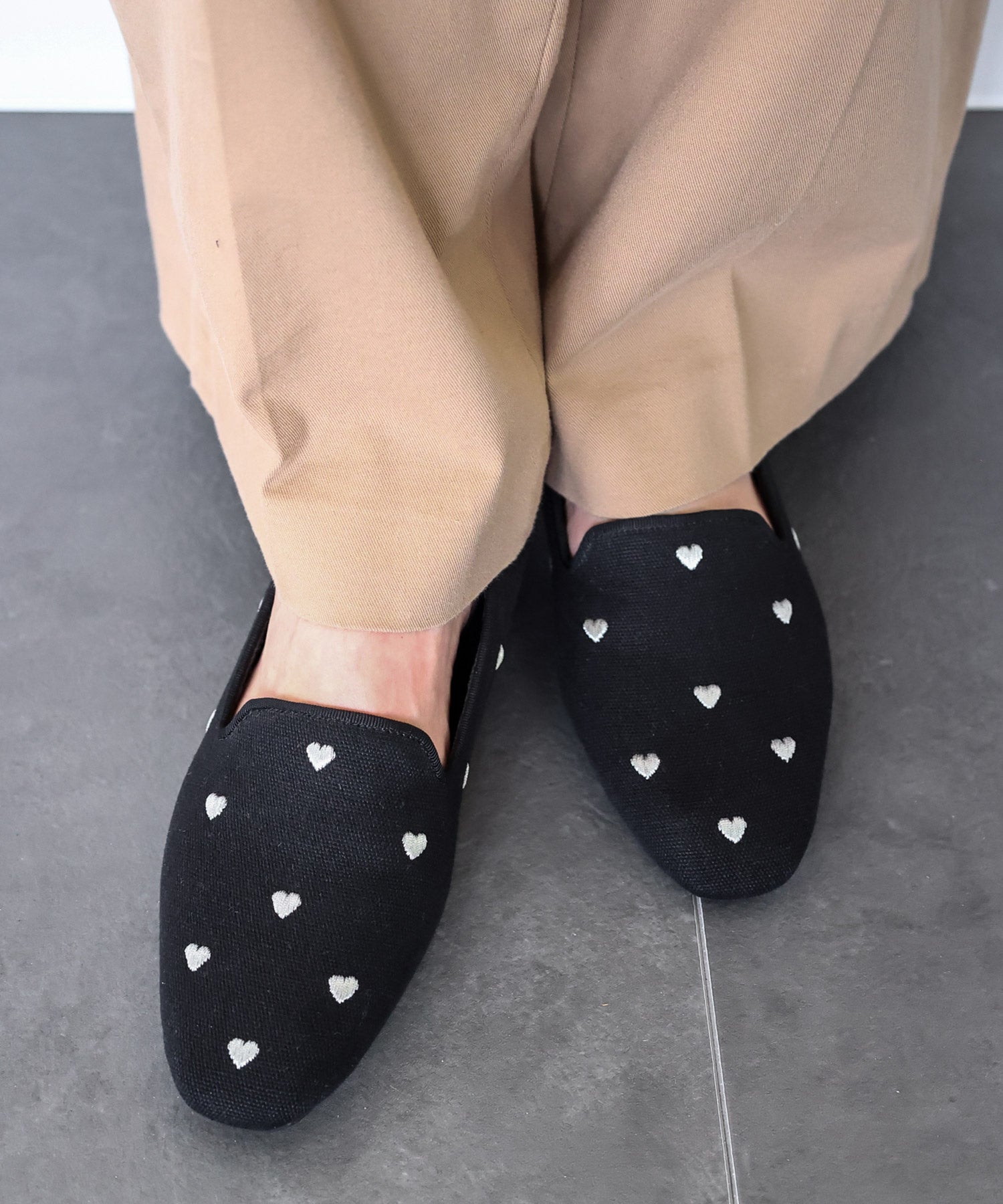 ハート刺繍ローファーパンプス NEWカラー・NEWサイズ △返品不可