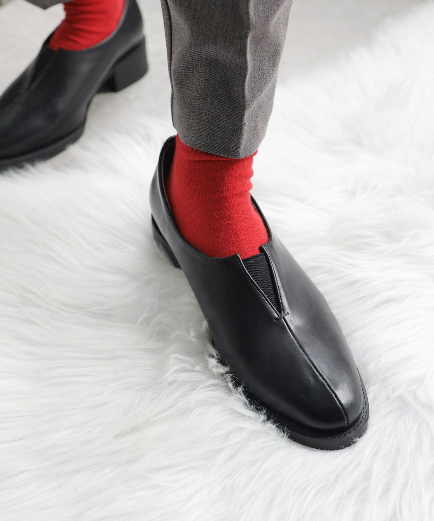 センターカットローファー