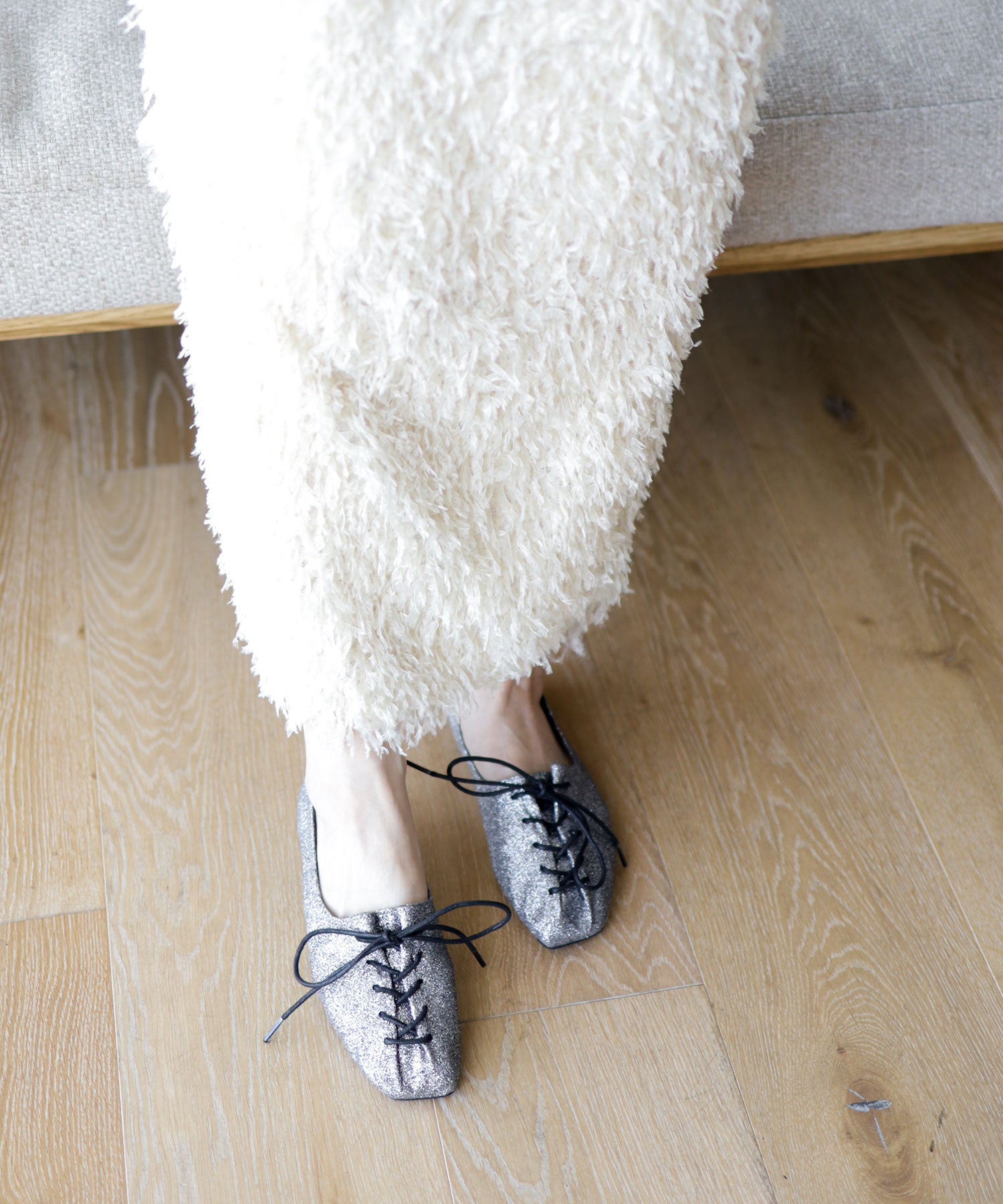 アシメトゥレースアップフラットパンプス▲返品不可