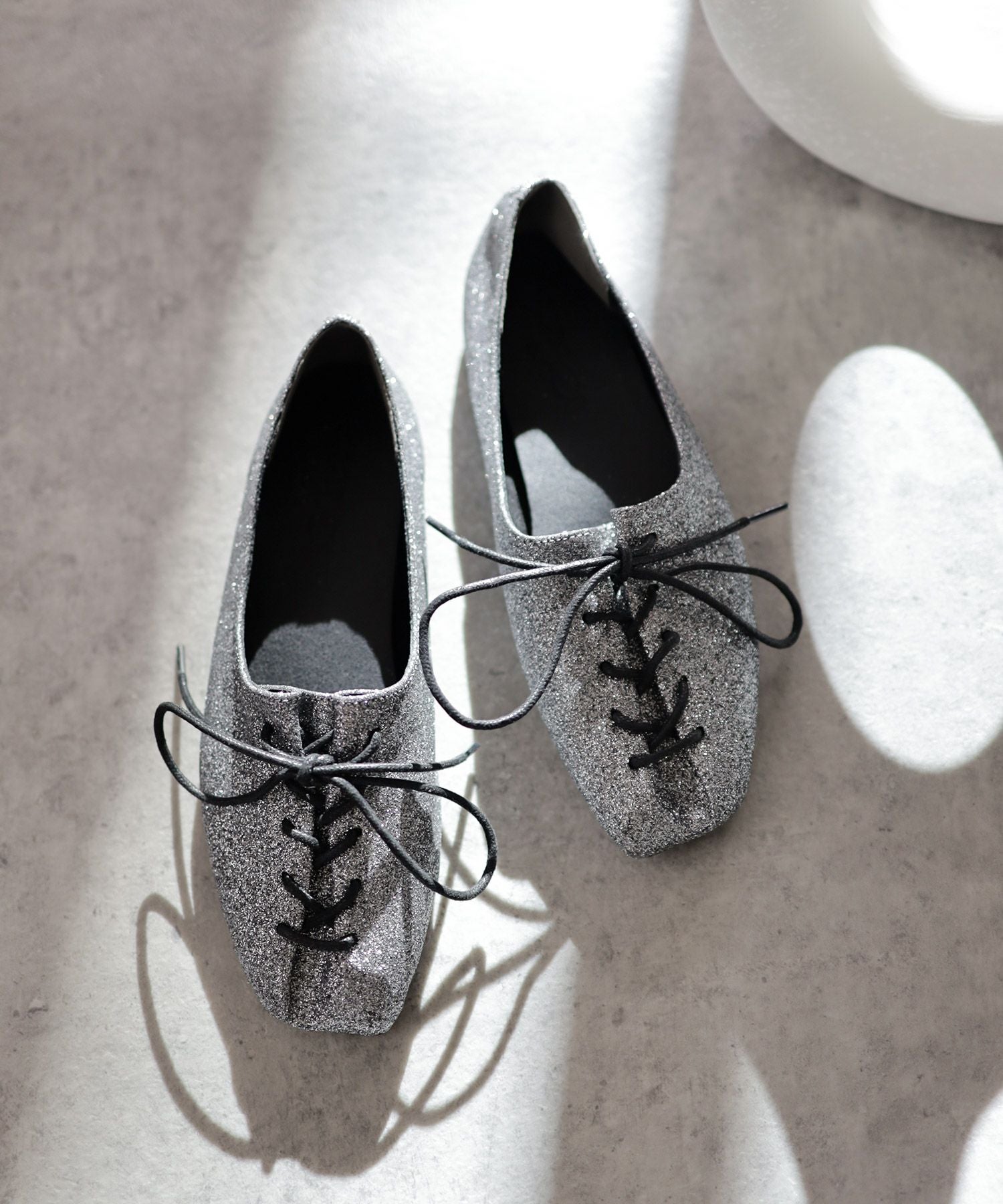 アシメトゥレースアップフラットパンプス▲返品不可