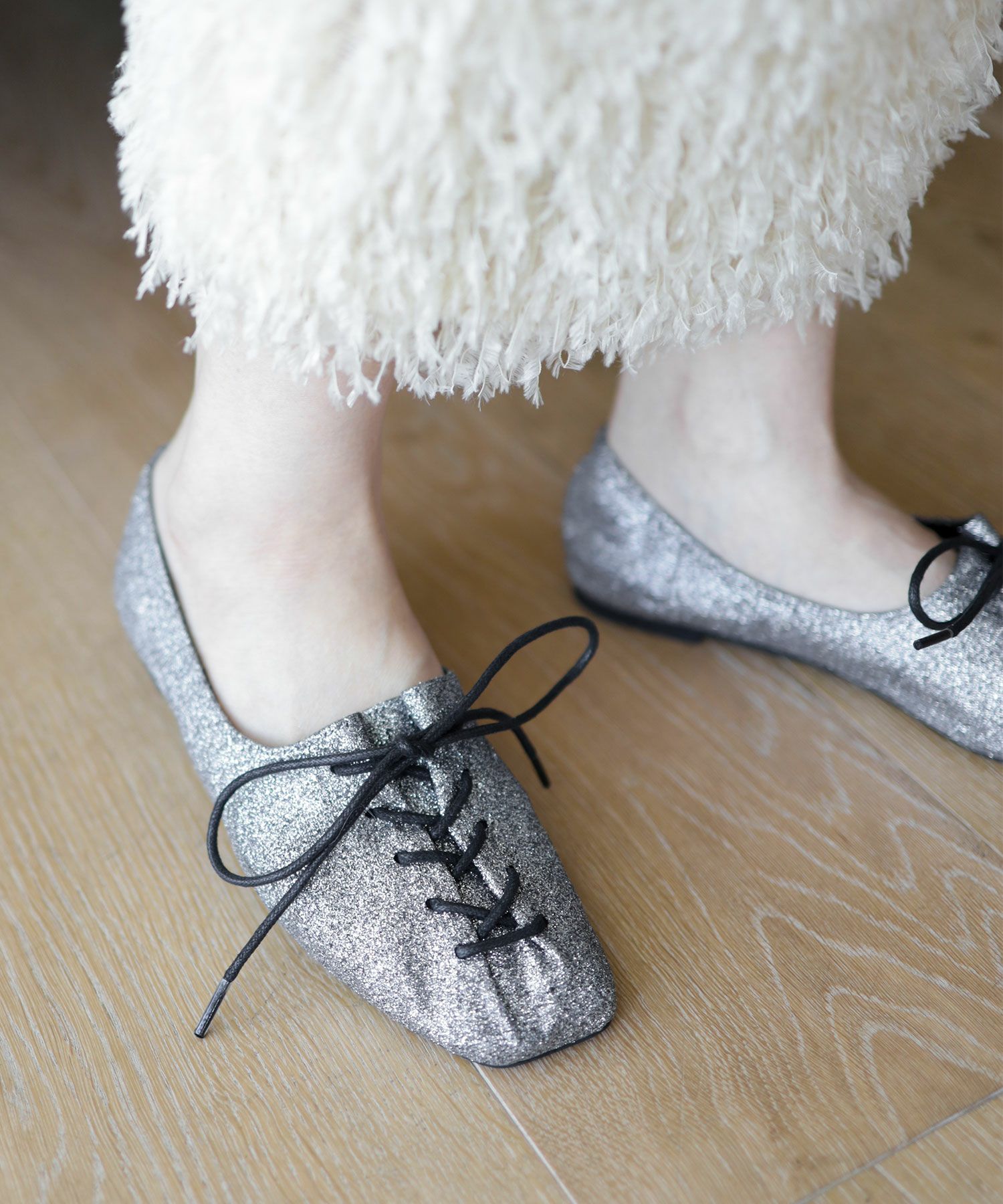 アシメトゥレースアップフラットパンプス▲返品不可