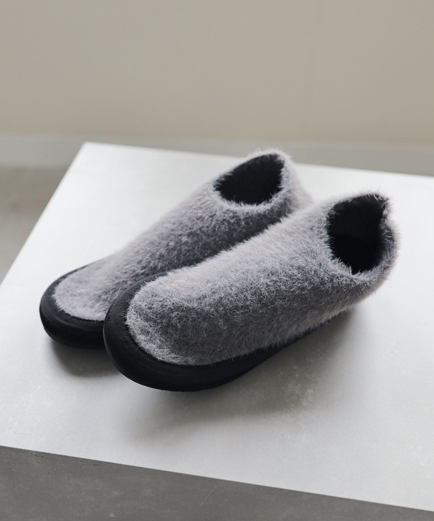 軽量あったかシャギーニットスリッポン Newカラー▲返品不可