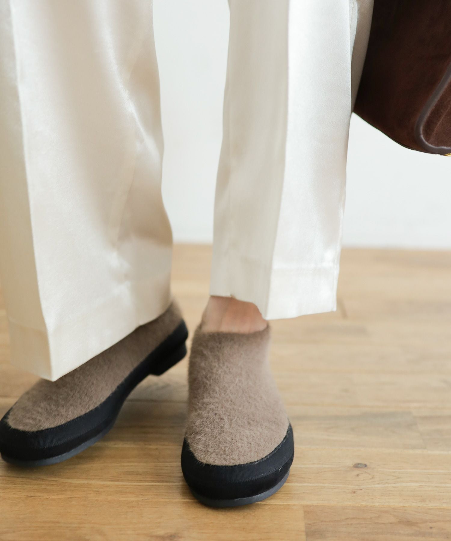 軽量あったかシャギーニットスリッポン Newカラー▲返品不可