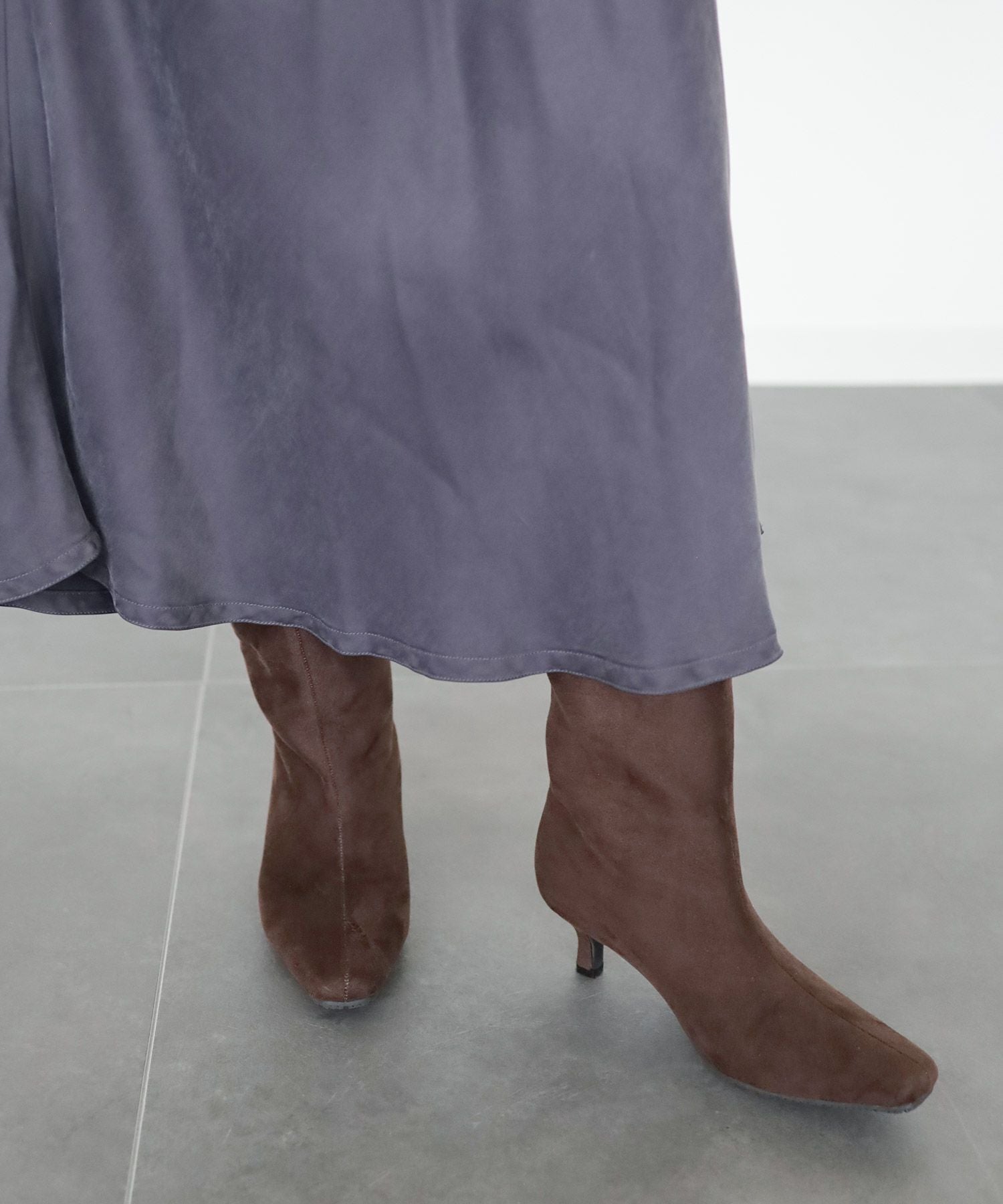 ミッドヒールストレートブーツ Newカラー