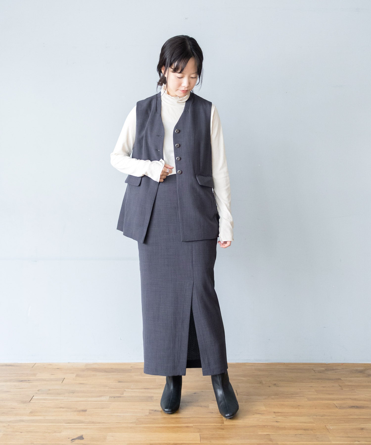 ミッドヒールストレートブーツ Newカラー ▲返品不可