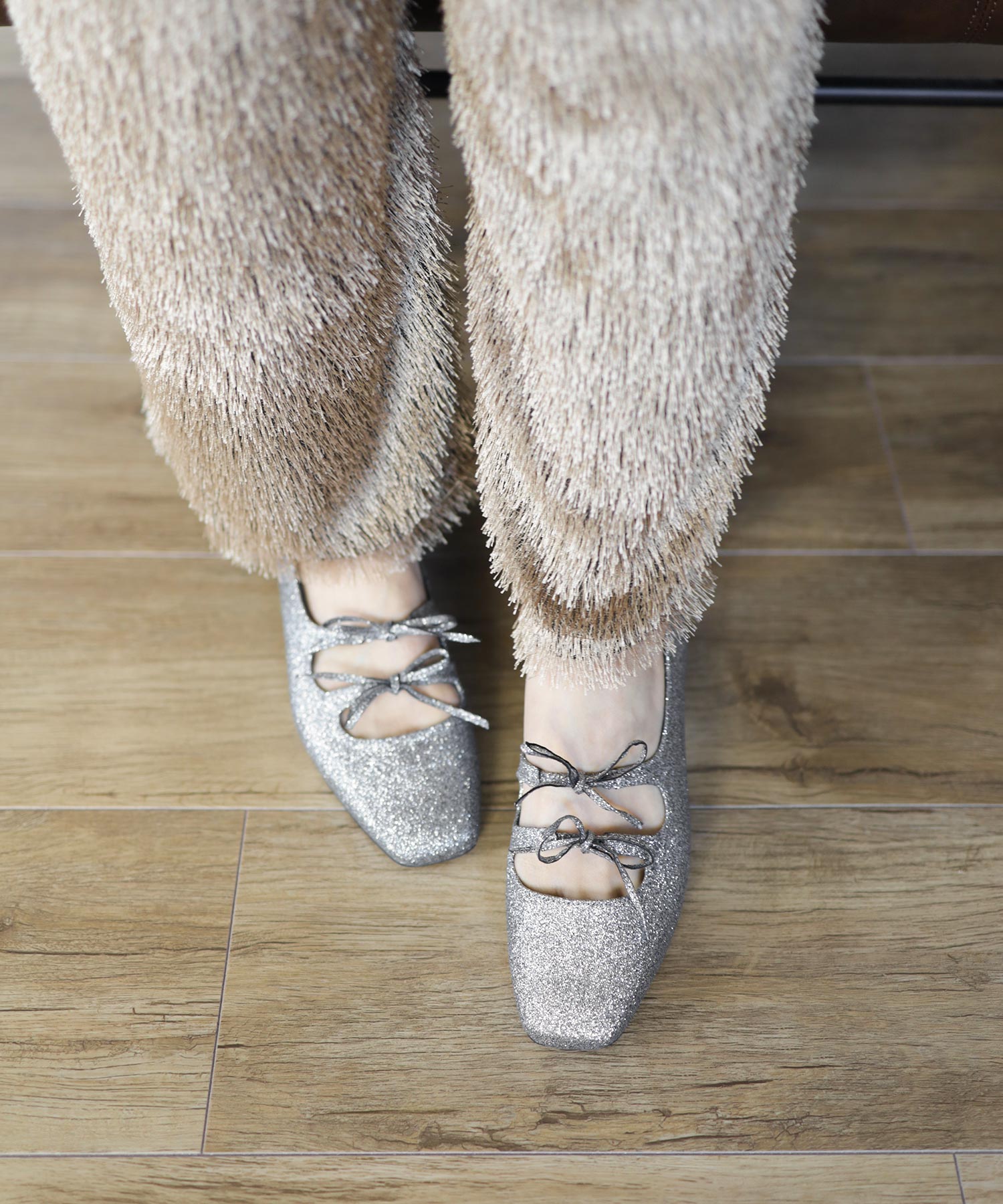 レースアップ風リボンゴムストラップメリージェーンパンプス