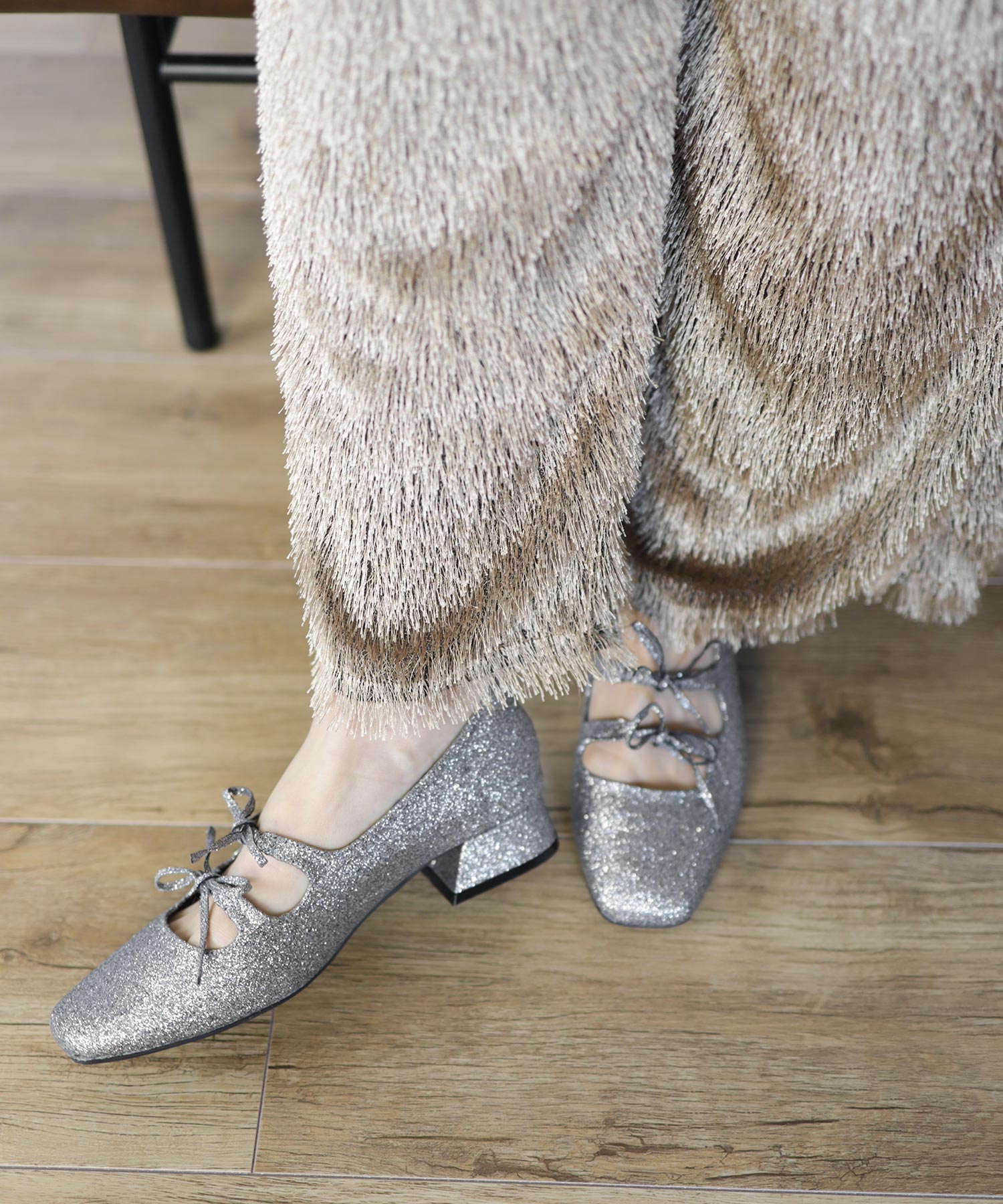 レースアップ風リボンゴムストラップメリージェーンパンプス