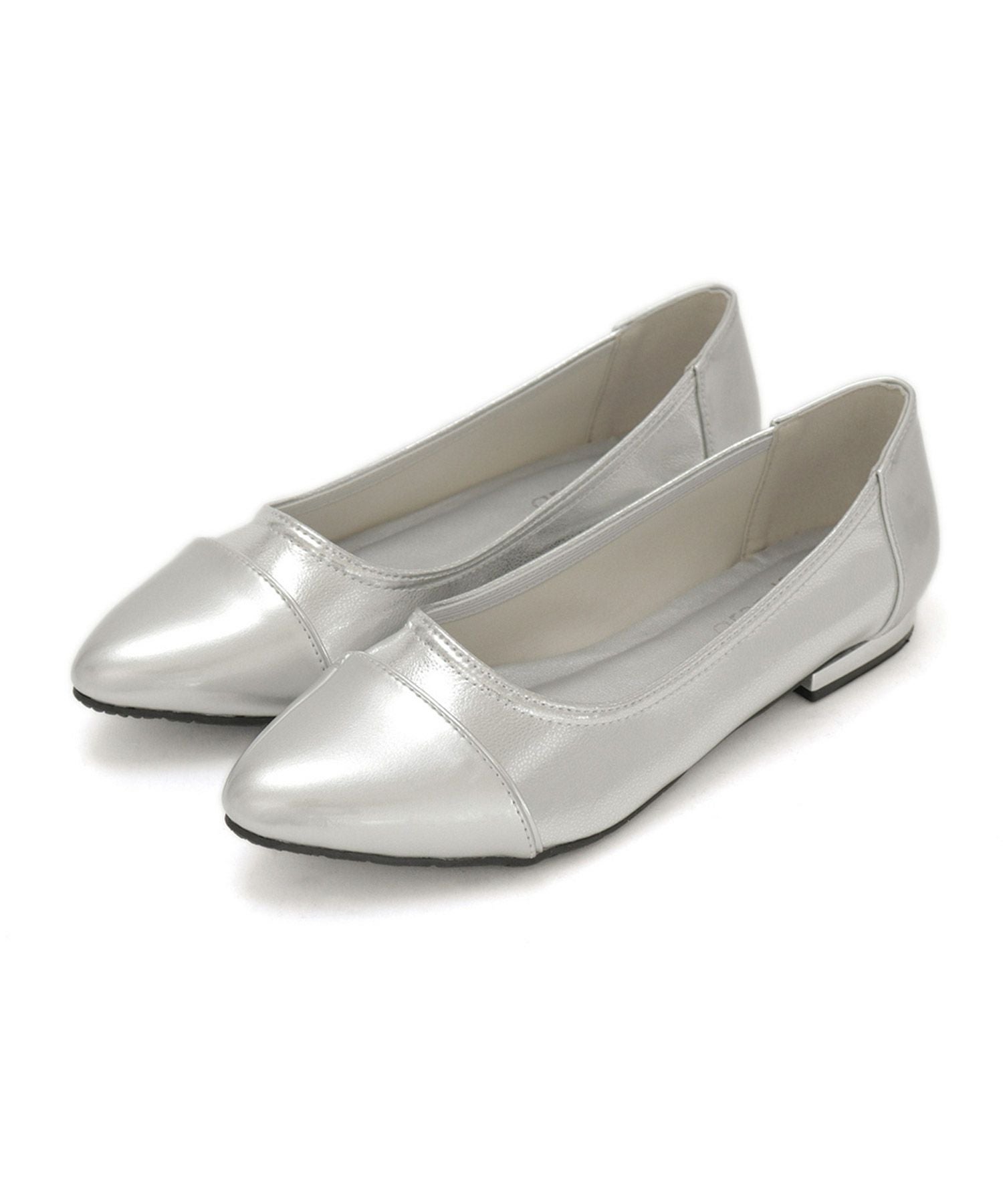 【4E幅広・大きいサイズ】切り替えデザインのローヒールパンプス ▲返品不可