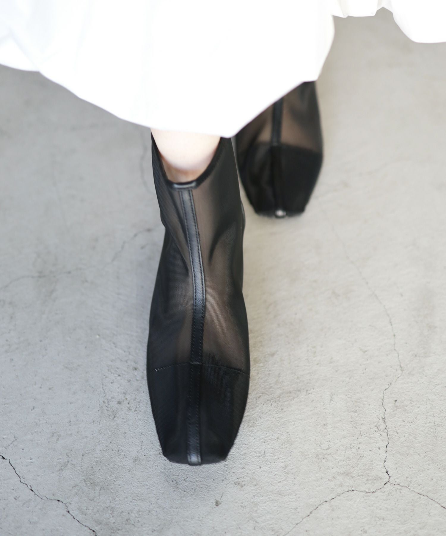 シースルーショートブーツ