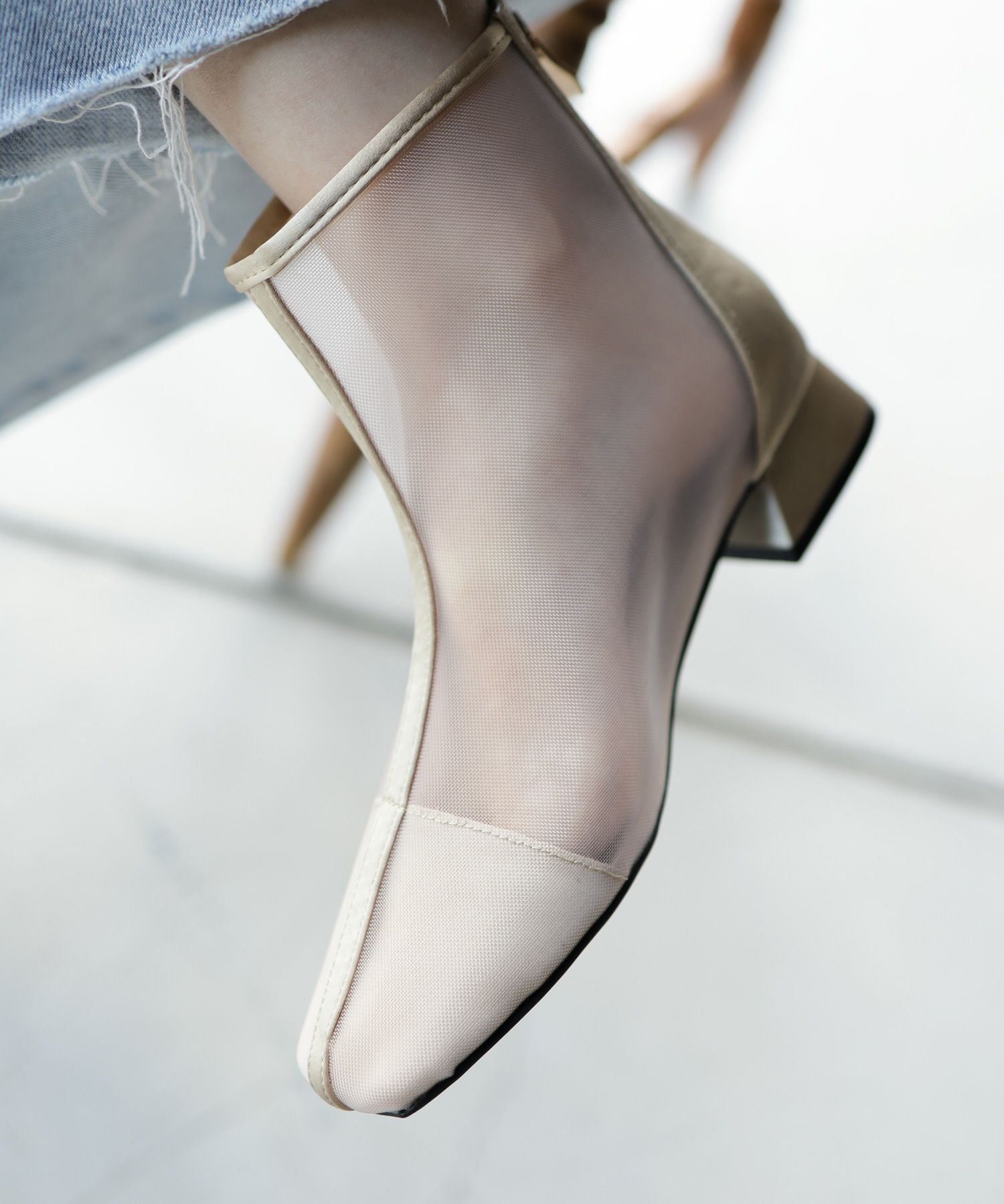 シースルーショートブーツ