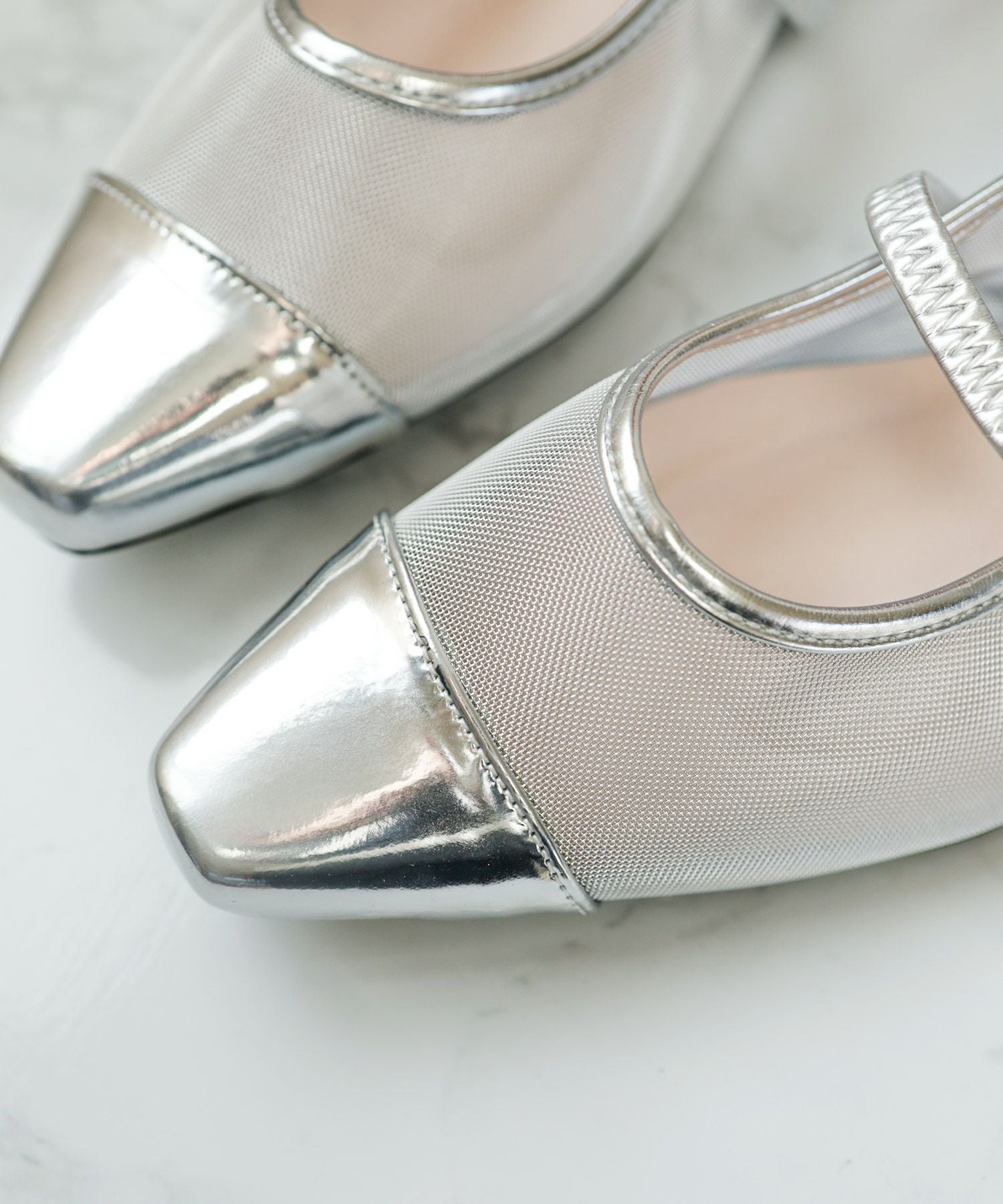 シースルーメリージェーンパンプス