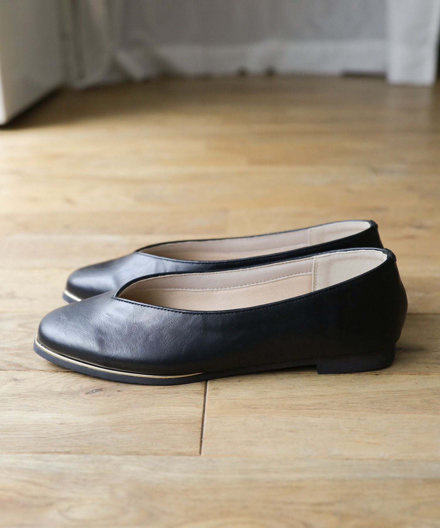 ゴールドピーススクエアトゥフラットパンプス | SESTO(セスト