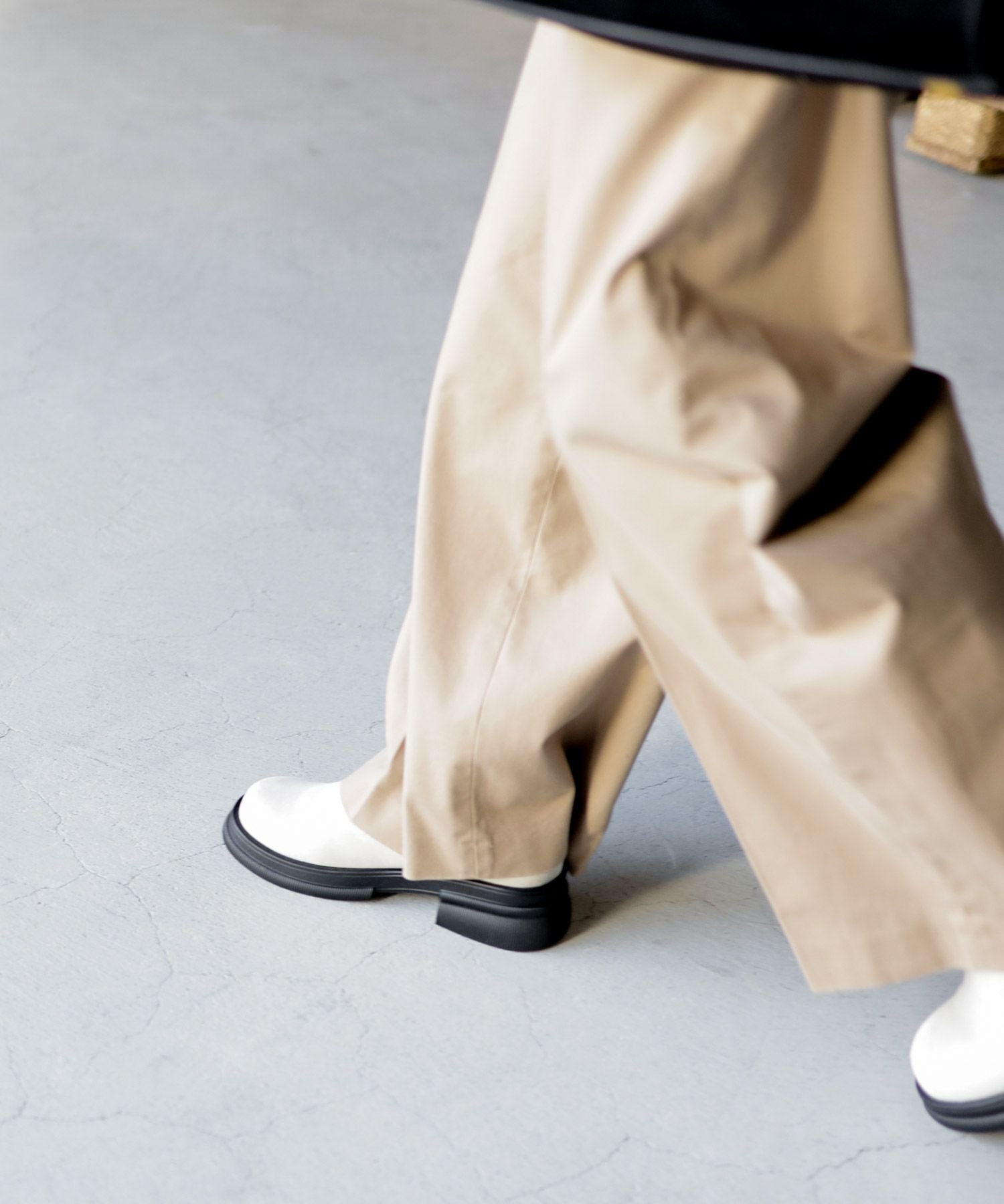 厚底スリッポンサンダル