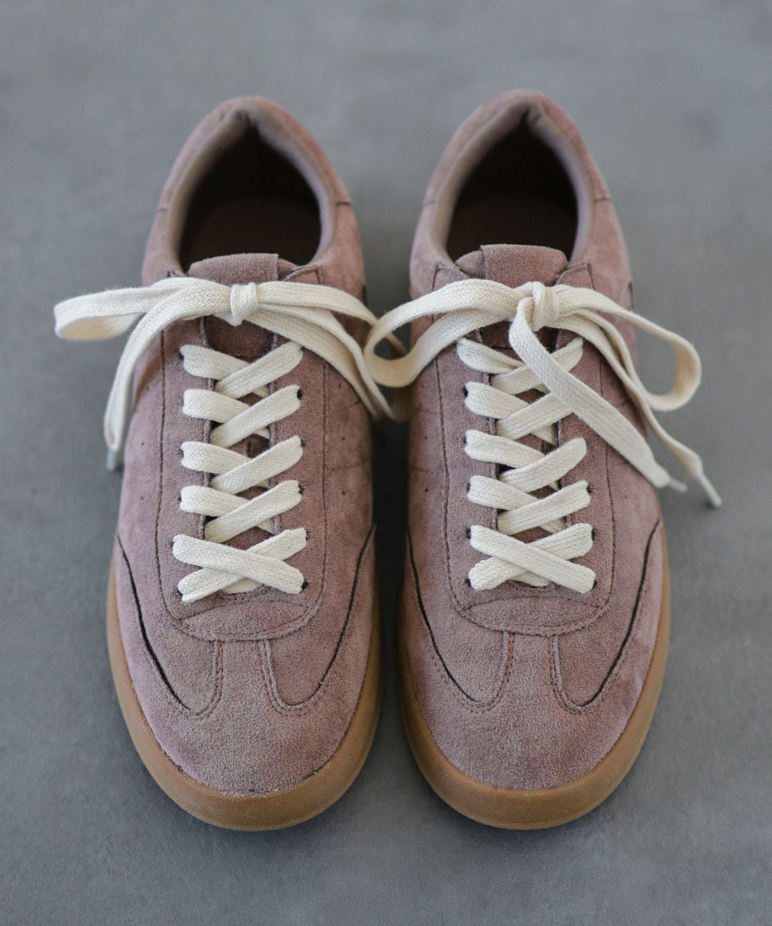 ガムソールレースアップスニーカー ▲返品不可