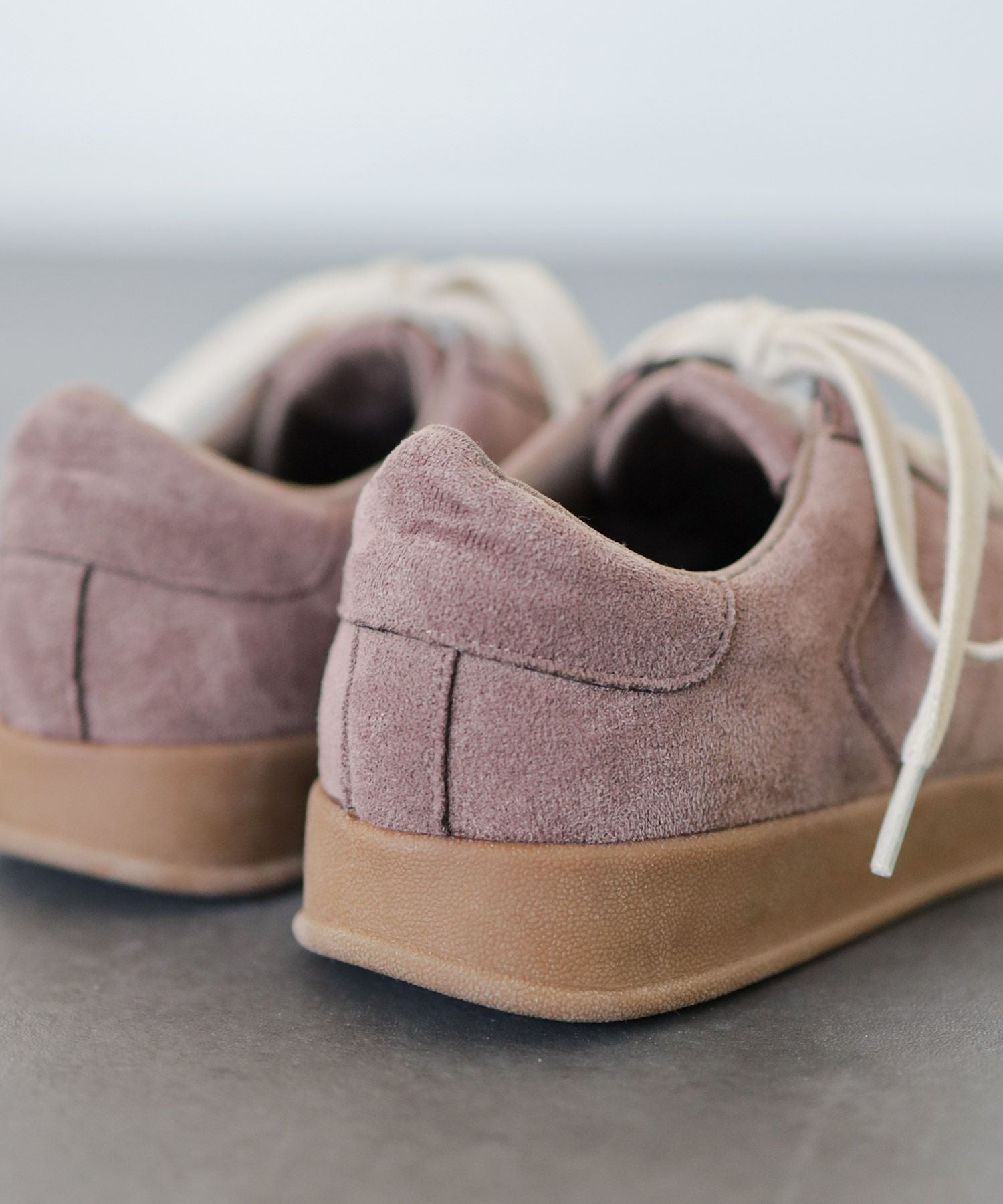 ガムソールレースアップスニーカー ▲返品不可